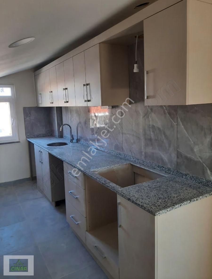 Altınkale Mahallesin'de Kiralık 1+1 Daire Çınar Emlak - Görsel 7
