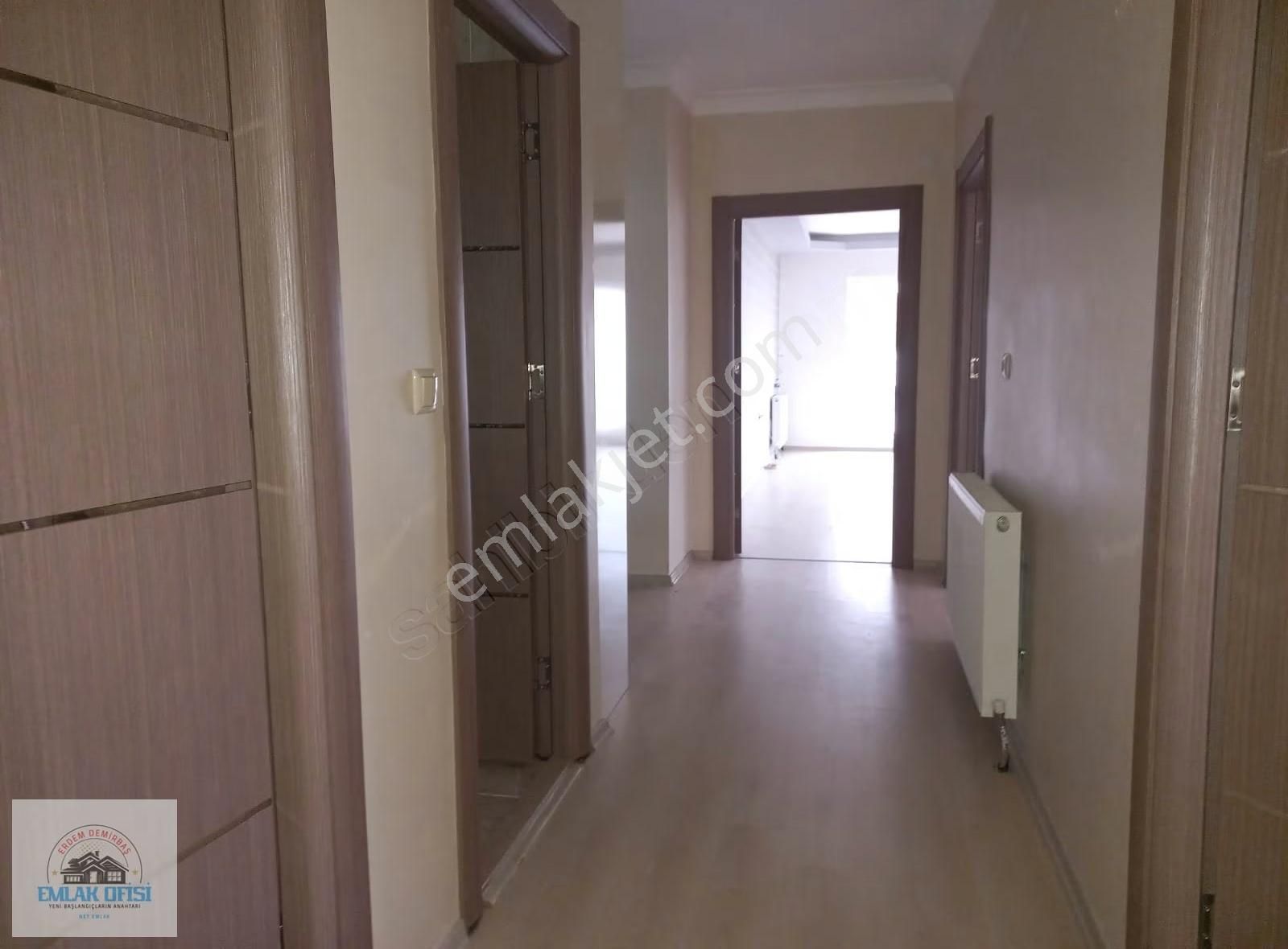 Net Emlaktan 3+1 Çok Geniş Park Cephe Full Yapılı Ara Kat - Görsel 13