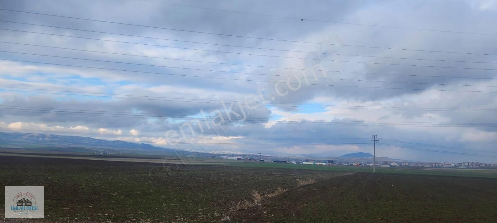 Ankara Temellide Sanayi İmarlı Yatırm Fırsatı 200m2 Arsa 325.000 - Görsel 2