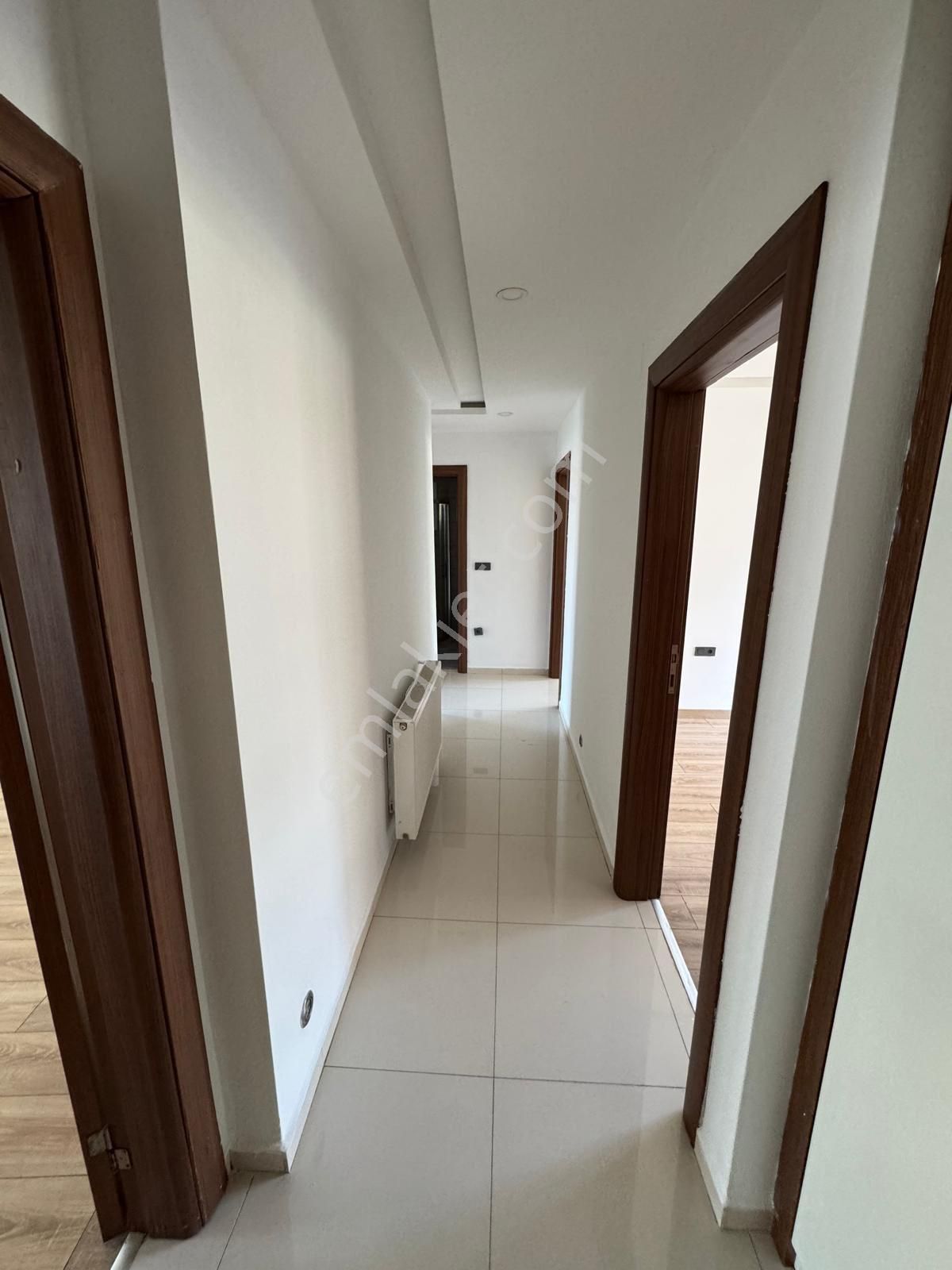 Elit Sitede 155 M² 3+1 2 Banyolu Kapalı Mutfaklı Havuzlu Lüks Daire - Görsel 4