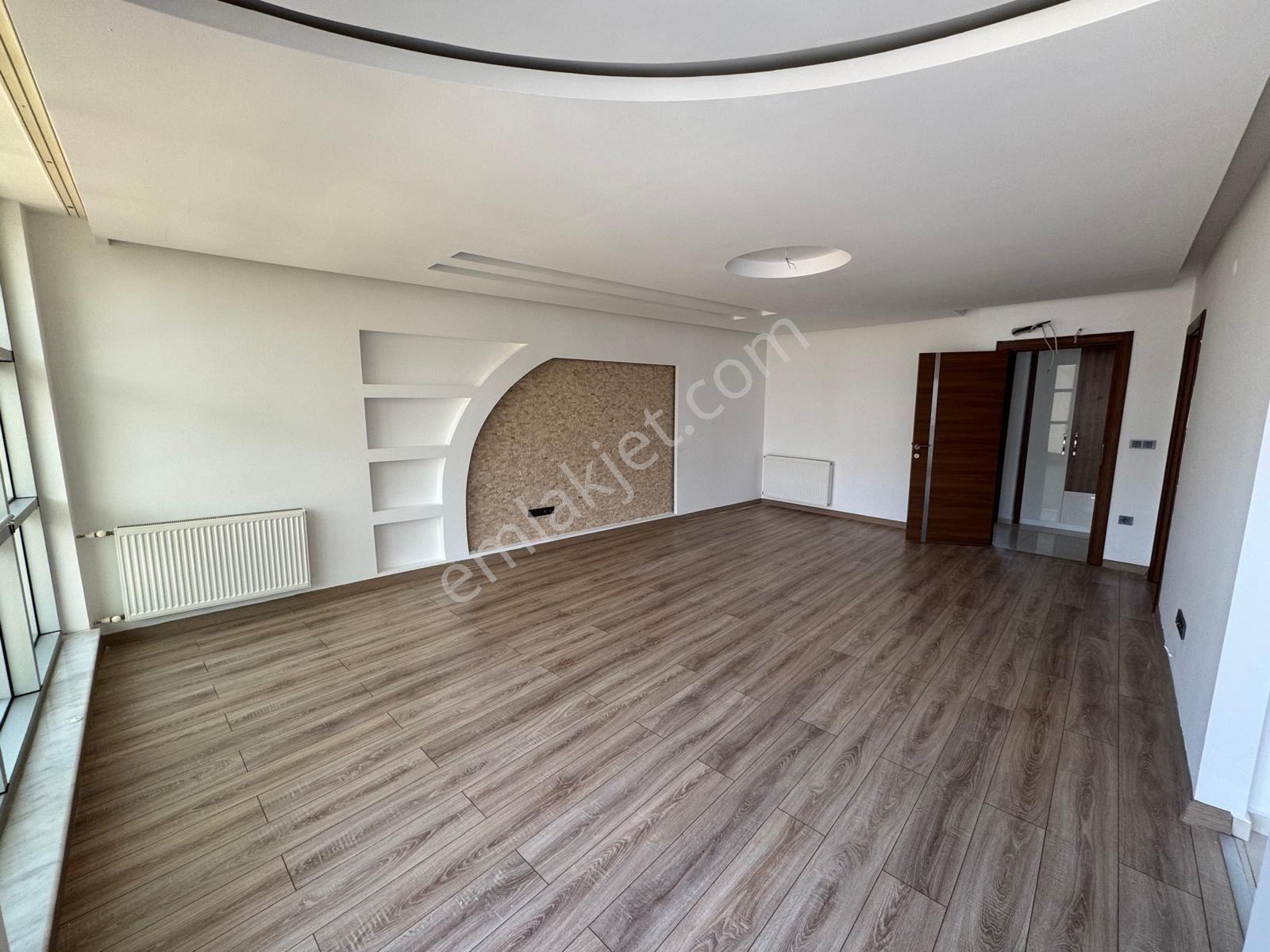 Elit Sitede 155 M² 3+1 2 Banyolu Kapalı Mutfaklı Havuzlu Lüks Daire - Görsel 2
