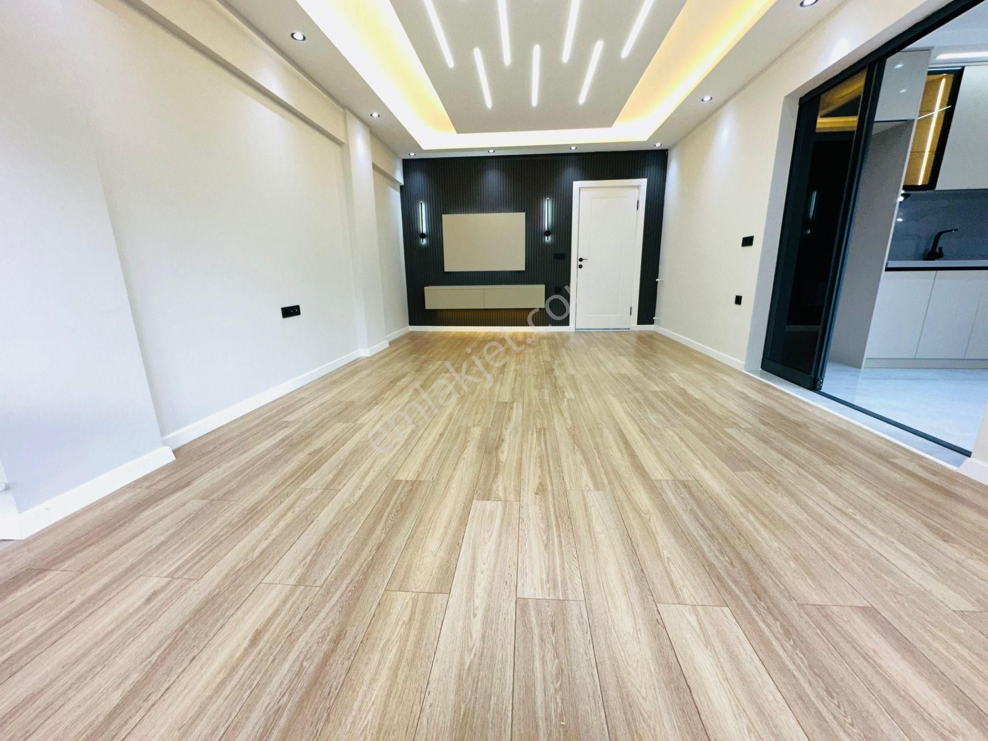 Akçay Merkez De 2+1 Muhteşem Lokasyonda Satılık Daire