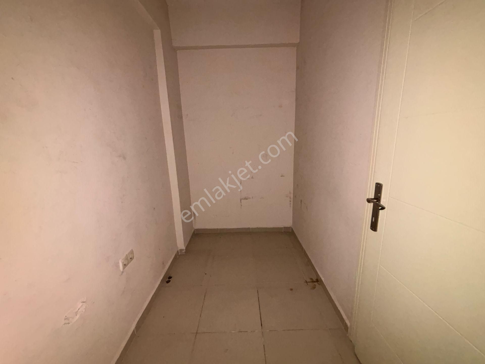 Bir Emlak'tan Uzunmustafa Mah.konak Sitesinde 3+1 Net:140 M2 Kiralık Daire - Görsel 27