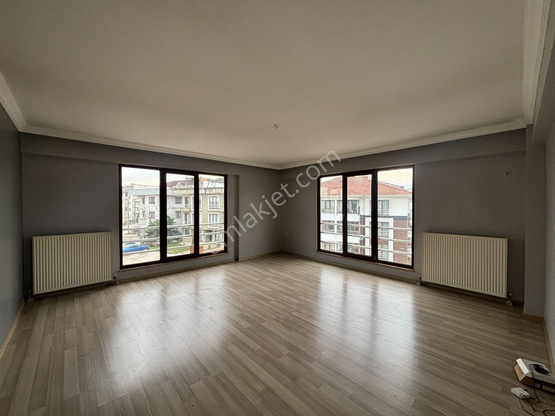 Bir Emlak'tan Uzunmustafa Mah.konak Sitesinde 3+1 Net:140 M2 Kiralık Daire - Görsel 6