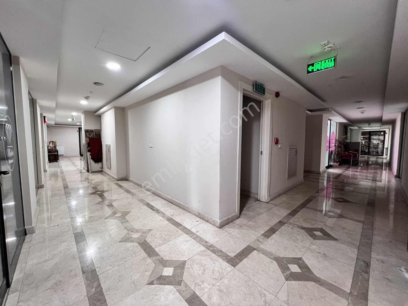 Mevlana Türbe Önü Çarşısı Mükemmel Konumda 20+20 M2 Satılık - Görsel 15