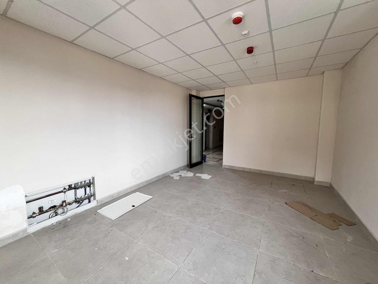 Mevlana Türbe Önü Çarşısı Mükemmel Konumda 20+20 M2 Satılık - Görsel 20