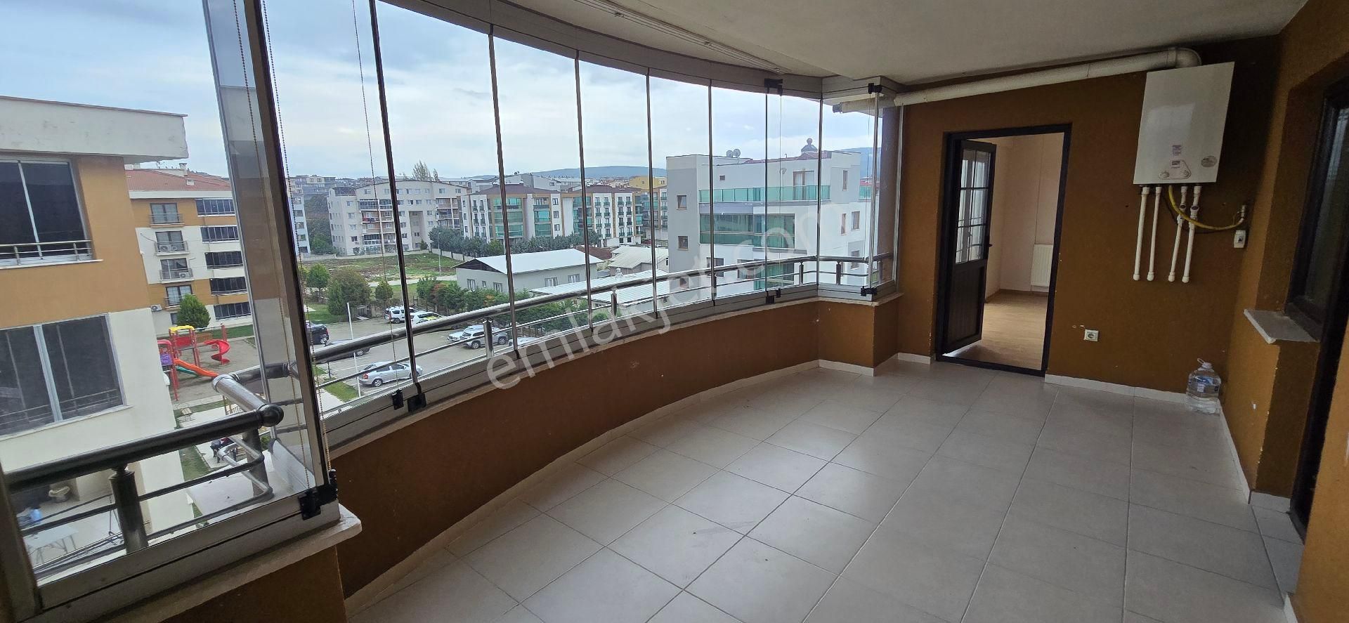 Kr Taç Akçalar Gölpark Evleri 3+1 Kiralık - Görsel 6