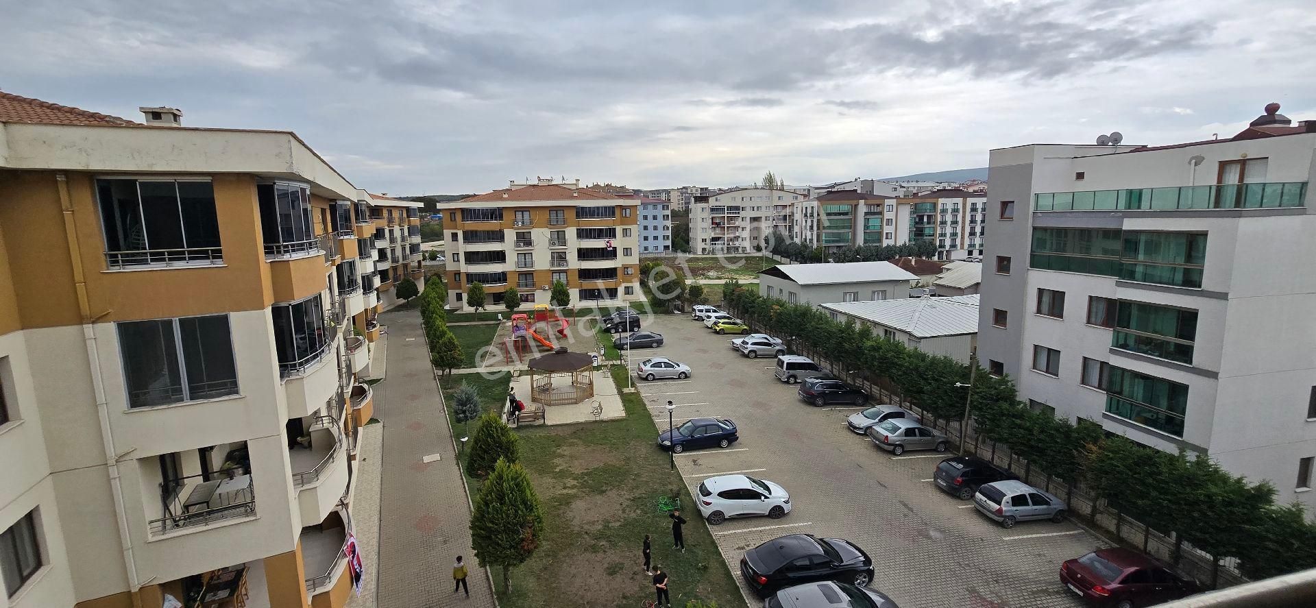 Kr Taç Akçalar Gölpark Evleri 3+1 Kiralık