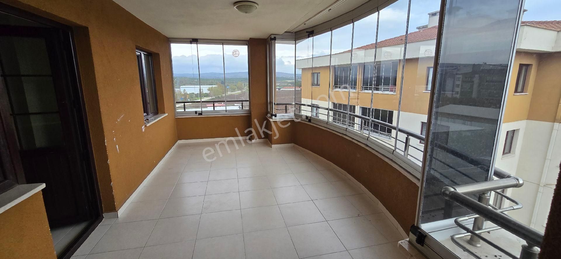 Kr Taç Akçalar Gölpark Evleri 3+1 Kiralık - Görsel 7