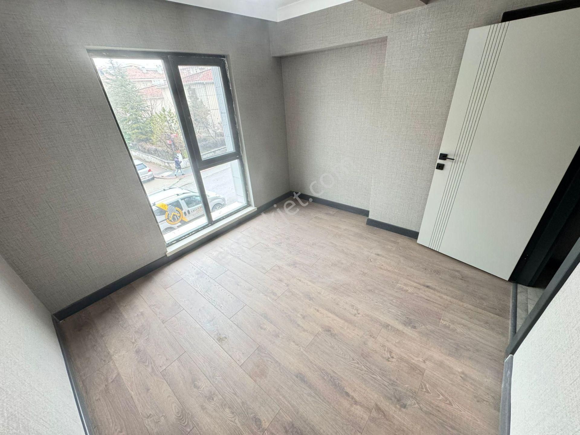 Sanatoryum Cad. Yakını Asansörlü Binada 1+1 Alana 1+1 Hediye - Görsel 7