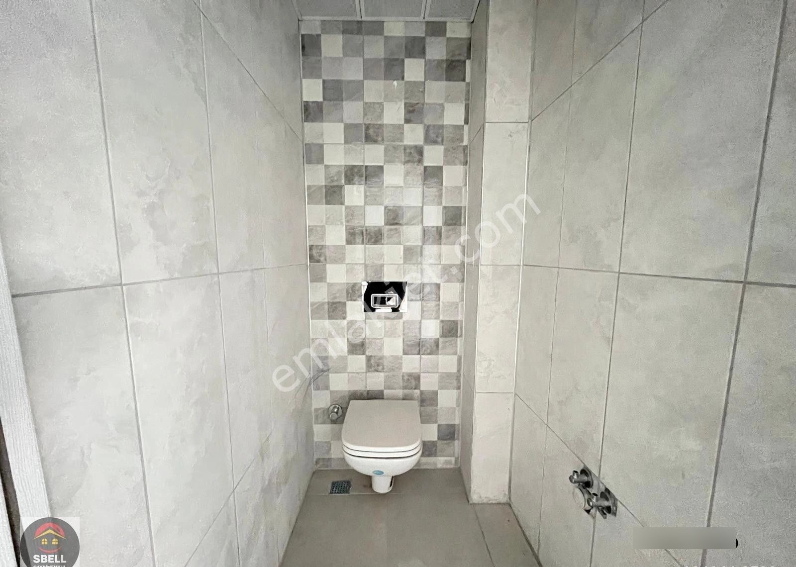 Sbell'den Maltepe'de Yeni Binada Ön Cephede 3+2 Teraslı Dubleks - Görsel 11