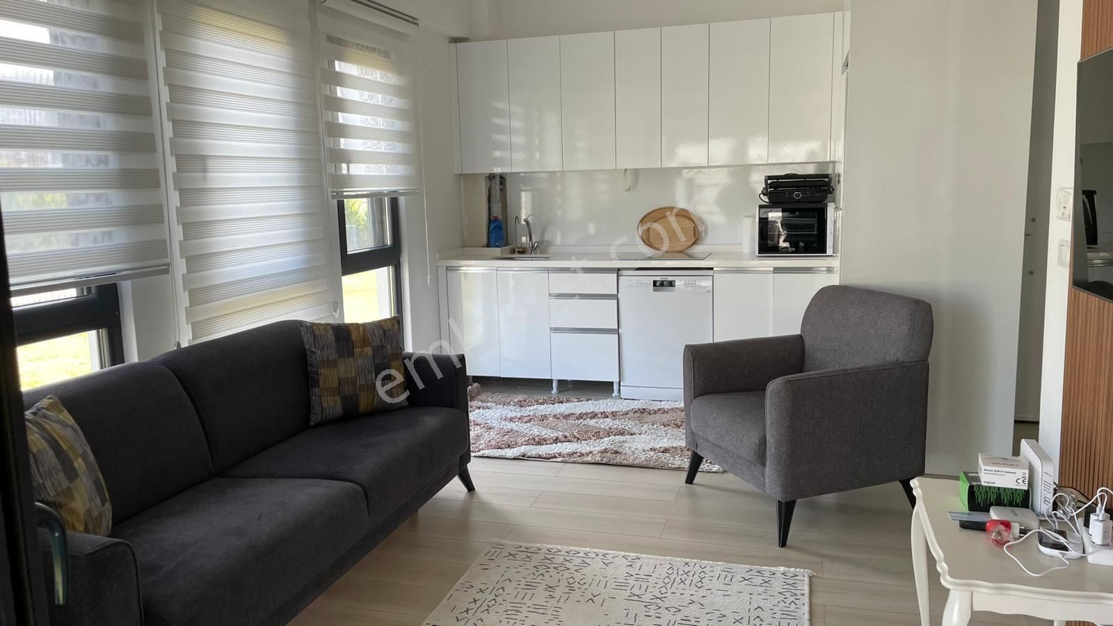 Cumhuriyet Mah 1+1 70 M2 Full Eşyalı Akıllı Ev - Görsel 2