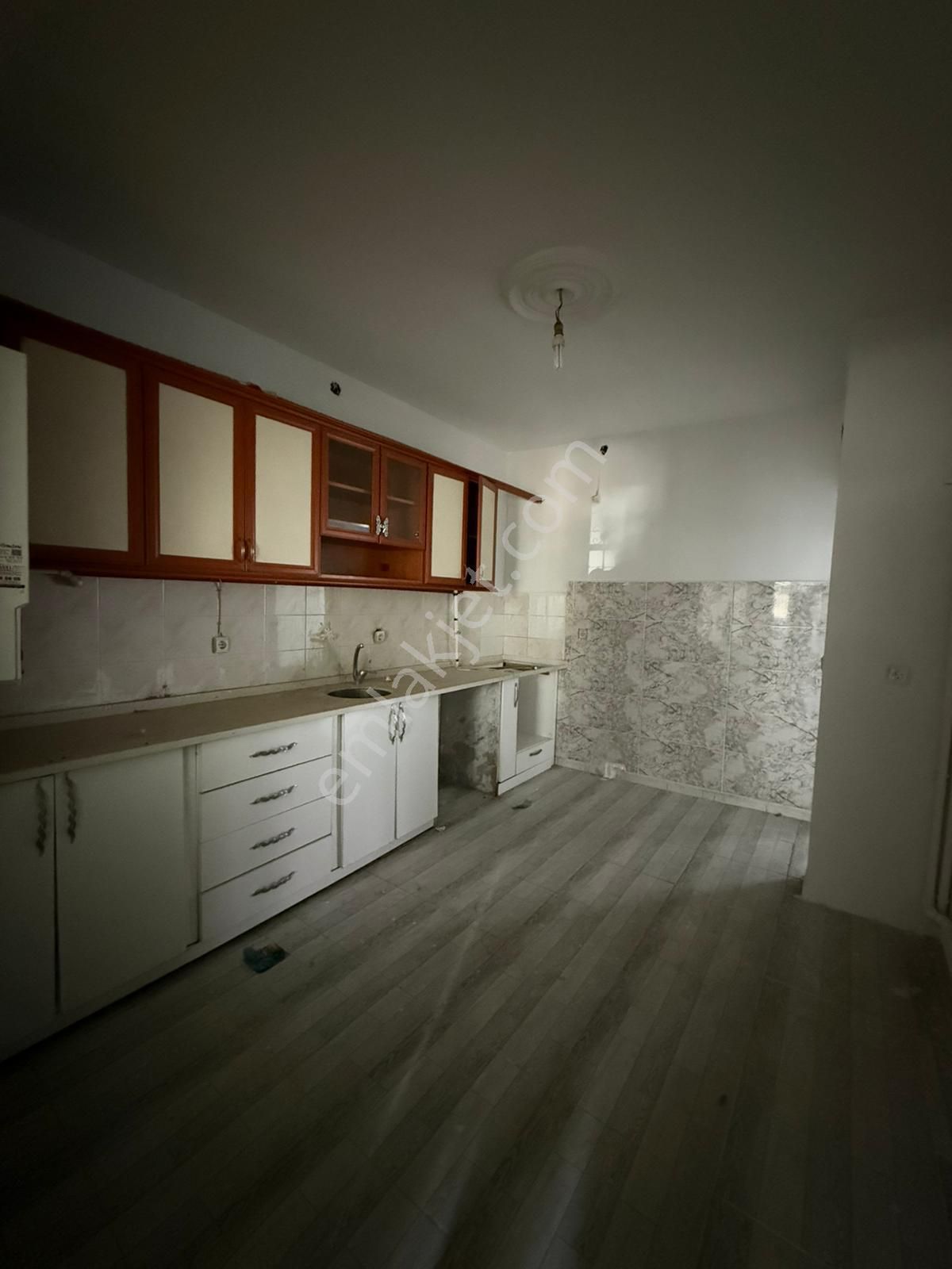 Doğan Emlak'tan Gazikent'te Satılık 6+1 Doğalgazlı Dublex Bina - Görsel 16