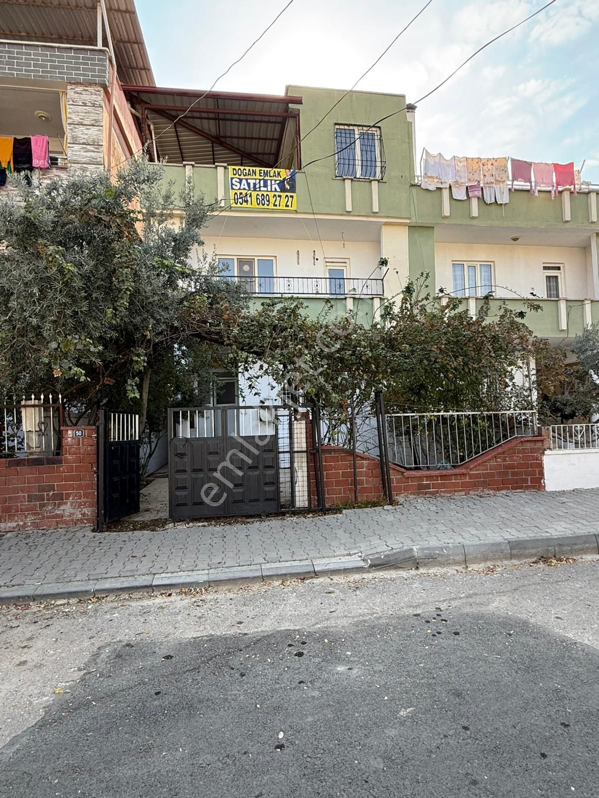 Doğan Emlak'tan Gazikent'te Satılık 6+1 Doğalgazlı Dublex Bina