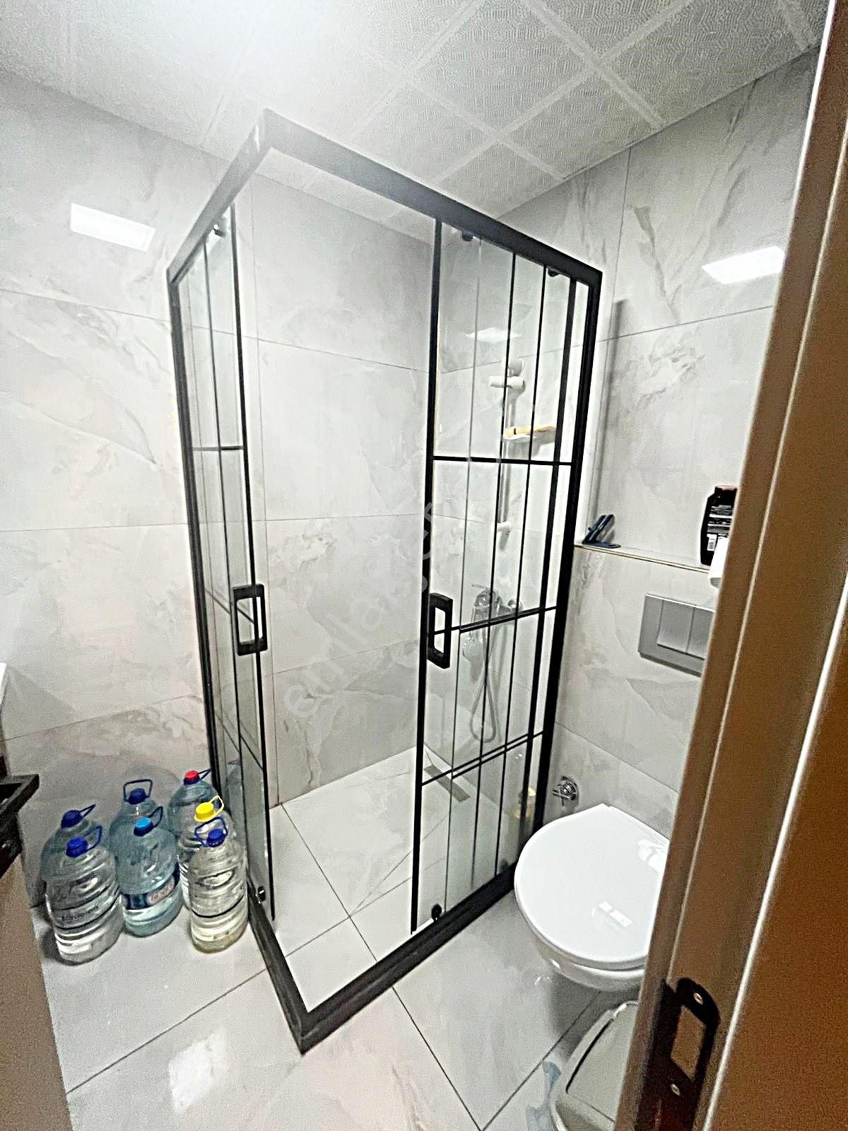 Ankara Keçiörende Eşyalı Satılık Zemin Katta Yeni Bina Güney Cep Yapılı - Görsel 3