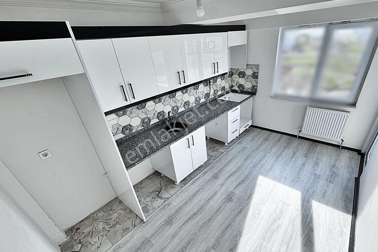 Metin Yapı'dan İskanlı Kombili Ön Cephe Sıfır Satılık 2+1 Daire! - Görsel 8