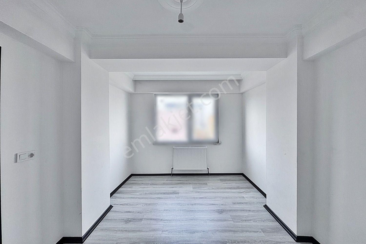 Metin Yapı'dan İskanlı Kombili Ön Cephe Sıfır Satılık 2+1 Daire! - Görsel 15