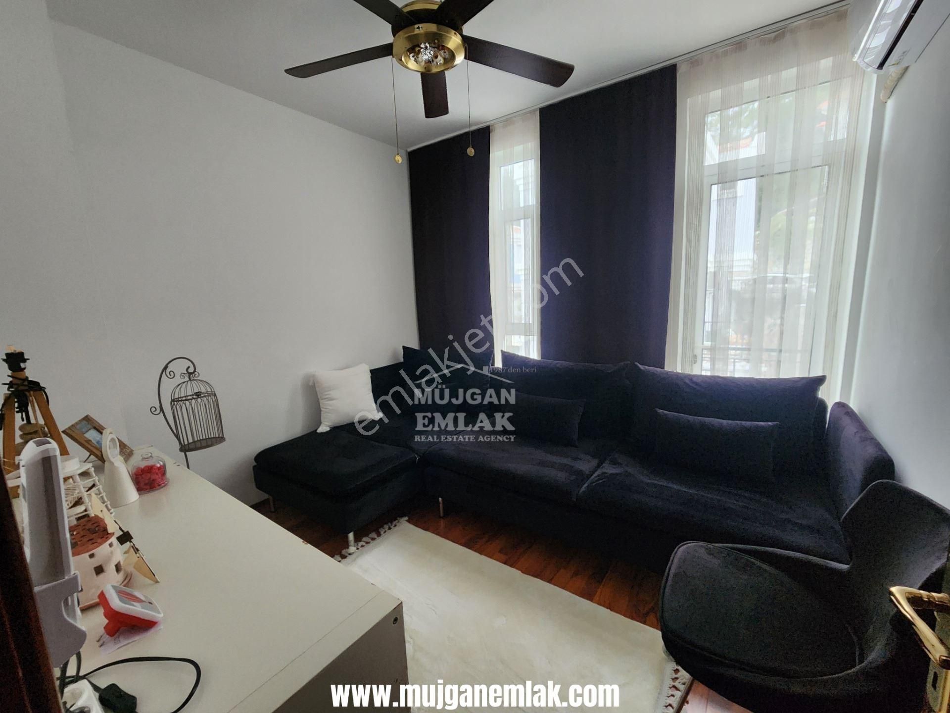 Müjgan Emlaktan Beldibinde Site İçinde Müstakil 3 Katlı Villa - Görsel 15