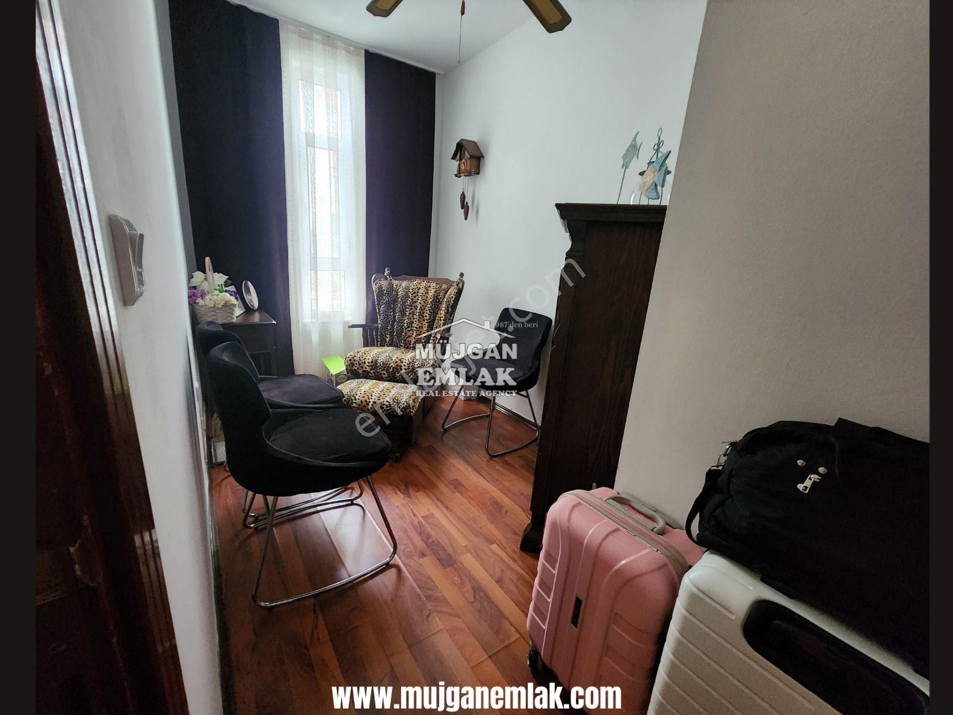 Müjgan Emlaktan Beldibinde Site İçinde Müstakil 3 Katlı Villa - Görsel 27