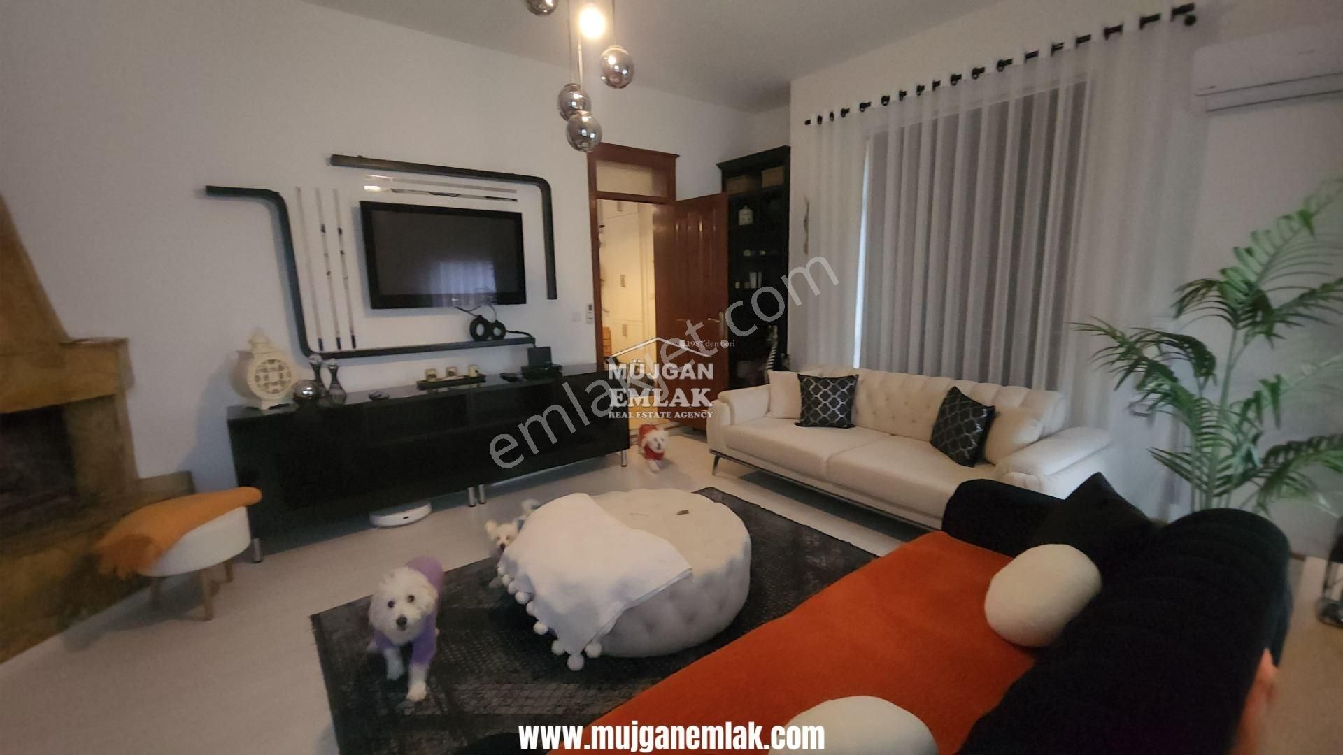 Müjgan Emlaktan Beldibinde Site İçinde Müstakil 3 Katlı Villa - Görsel 13