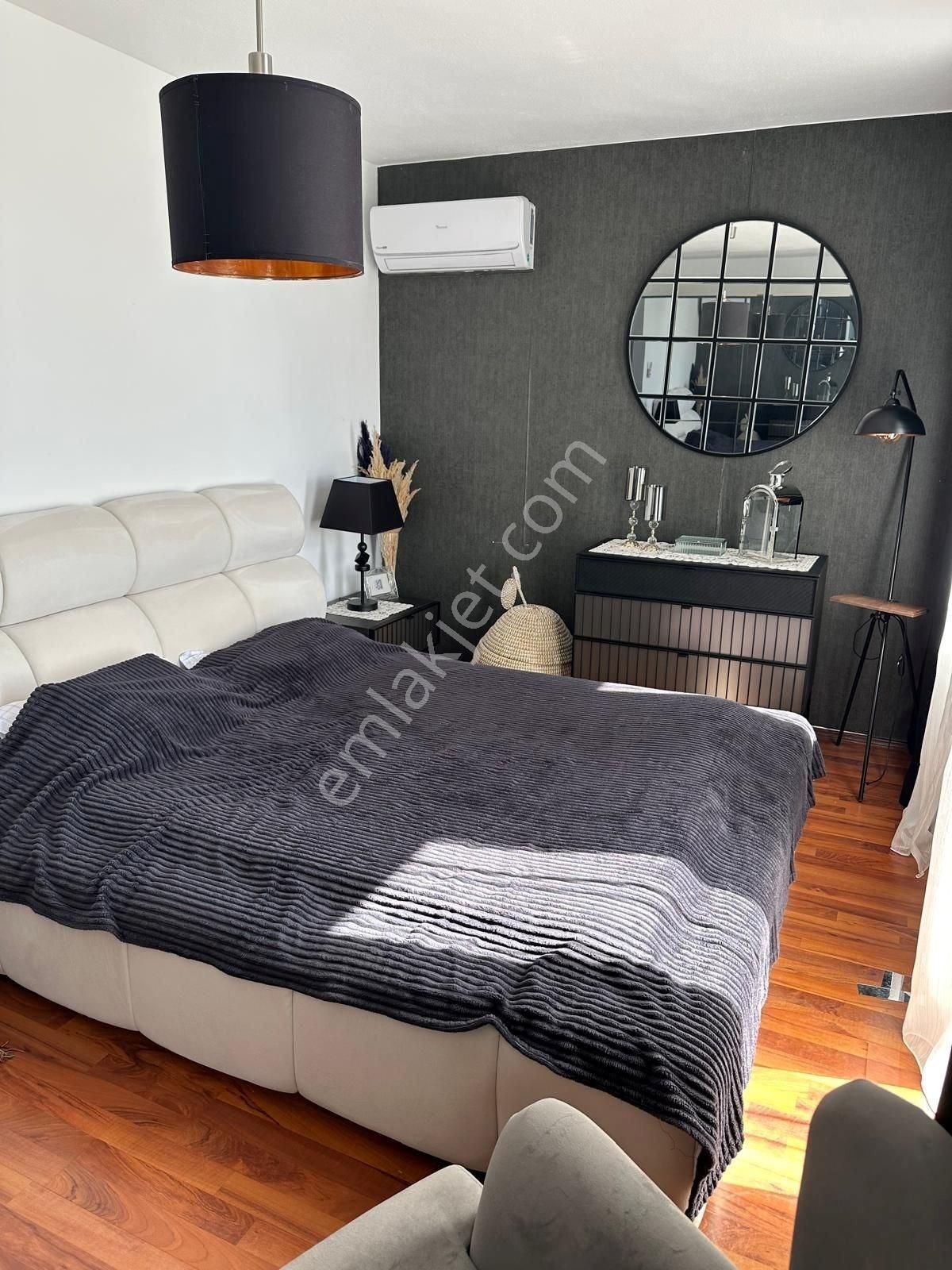 Müjgan Emlaktan Beldibinde Site İçinde Müstakil 3 Katlı Villa - Görsel 28