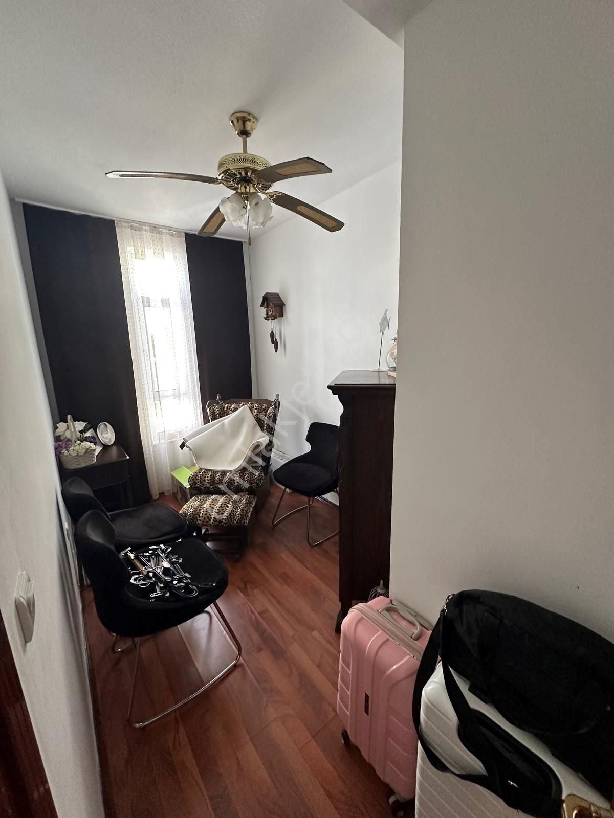 Müjgan Emlaktan Beldibinde Site İçinde Müstakil 3 Katlı Villa - Görsel 29