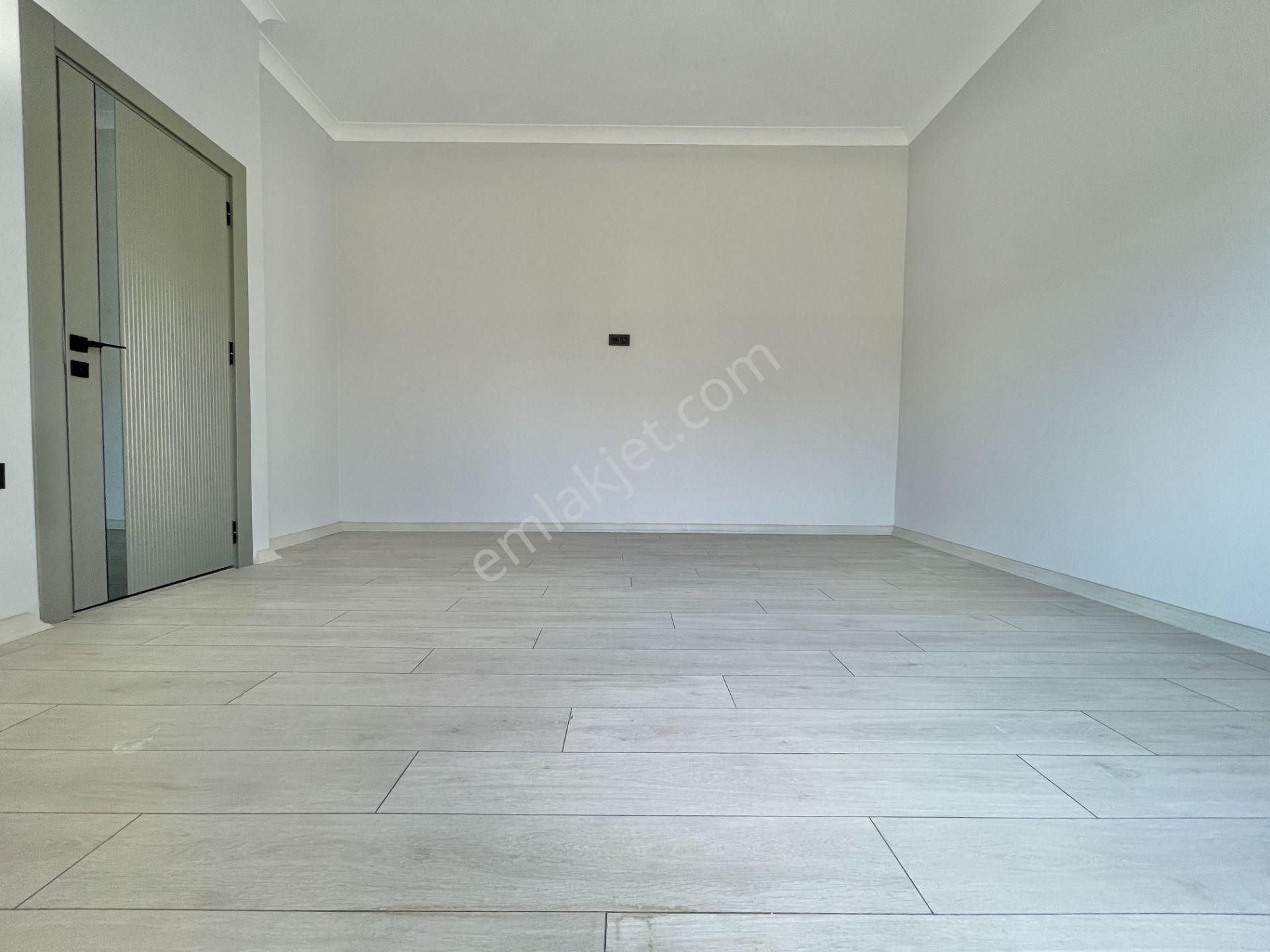Berkay Demirel'den Altınkumda Ferah Doğalgazlı 140m2 2+1 Dubleks - Görsel 13