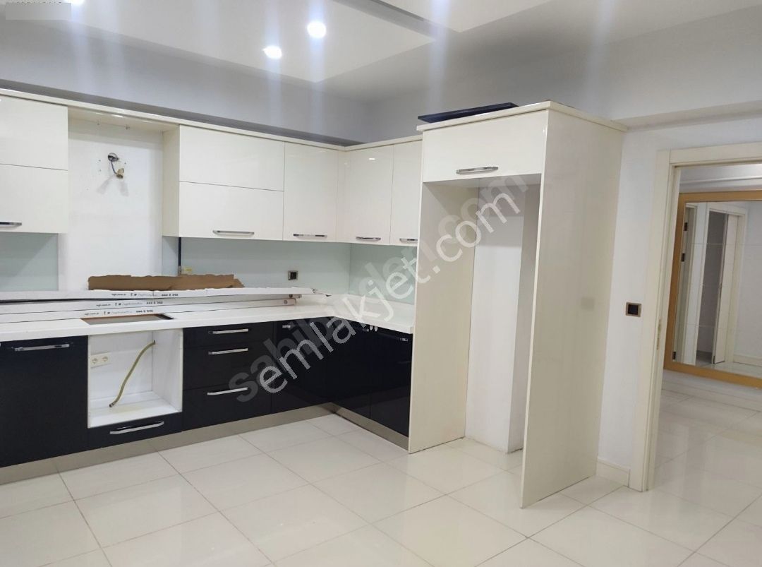 75 De De Satılık Lüks Daire 3 Artı 1 Kapalı Havuzlu - Görsel 8