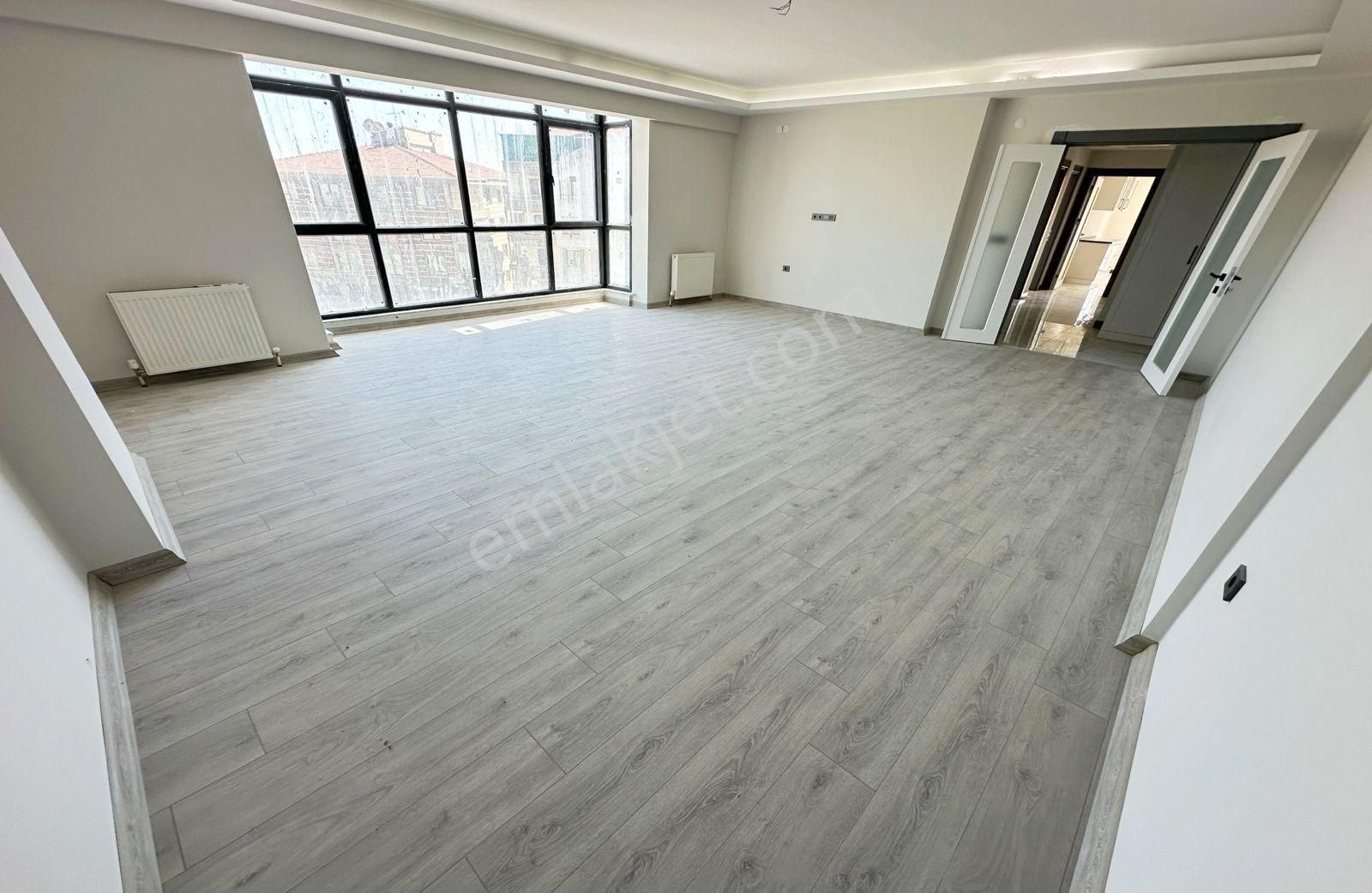 Şafak'tan Anka Palas Sitesi'nde 3+1 Ultra Lüks 9.kat Manzaralı - Görsel 22