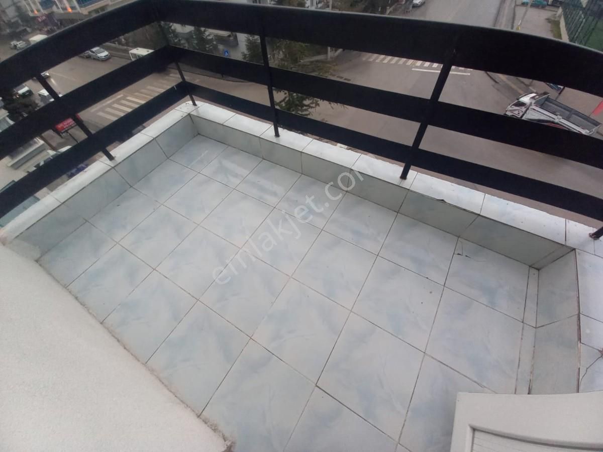 Yaşar Kemal Caddesi Bağımsız Masrafsız Cadde Cephe 3+1 Daire - Görsel 24