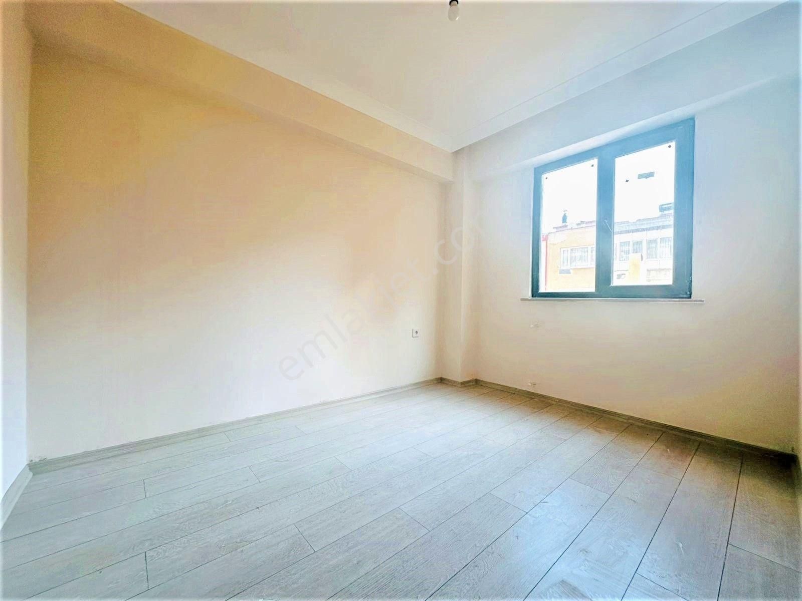 🌀gültaş Emlaktan Edremitte Satılık Ön Cephe Uygun Fiyatlı 1+1 Daire - Görsel 21
