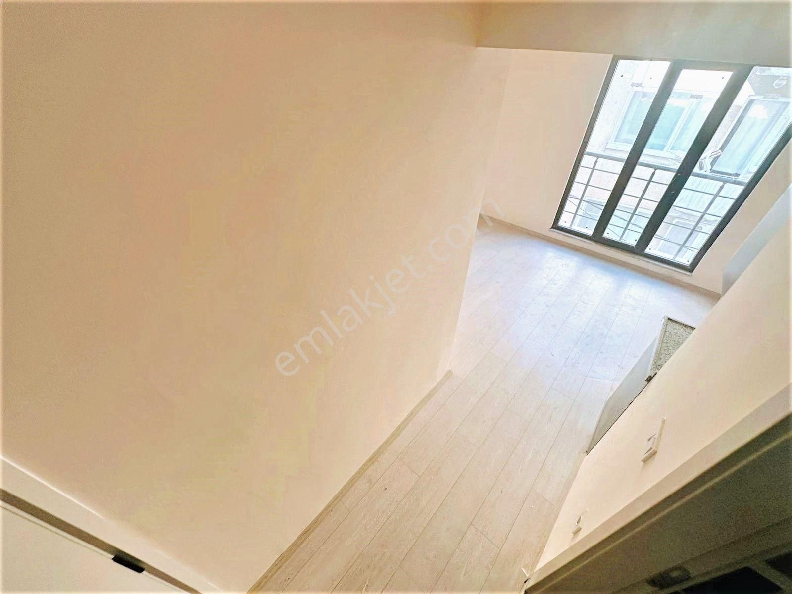 🌀gültaş Emlaktan Edremitte Satılık Ön Cephe Uygun Fiyatlı 1+1 Daire - Görsel 16