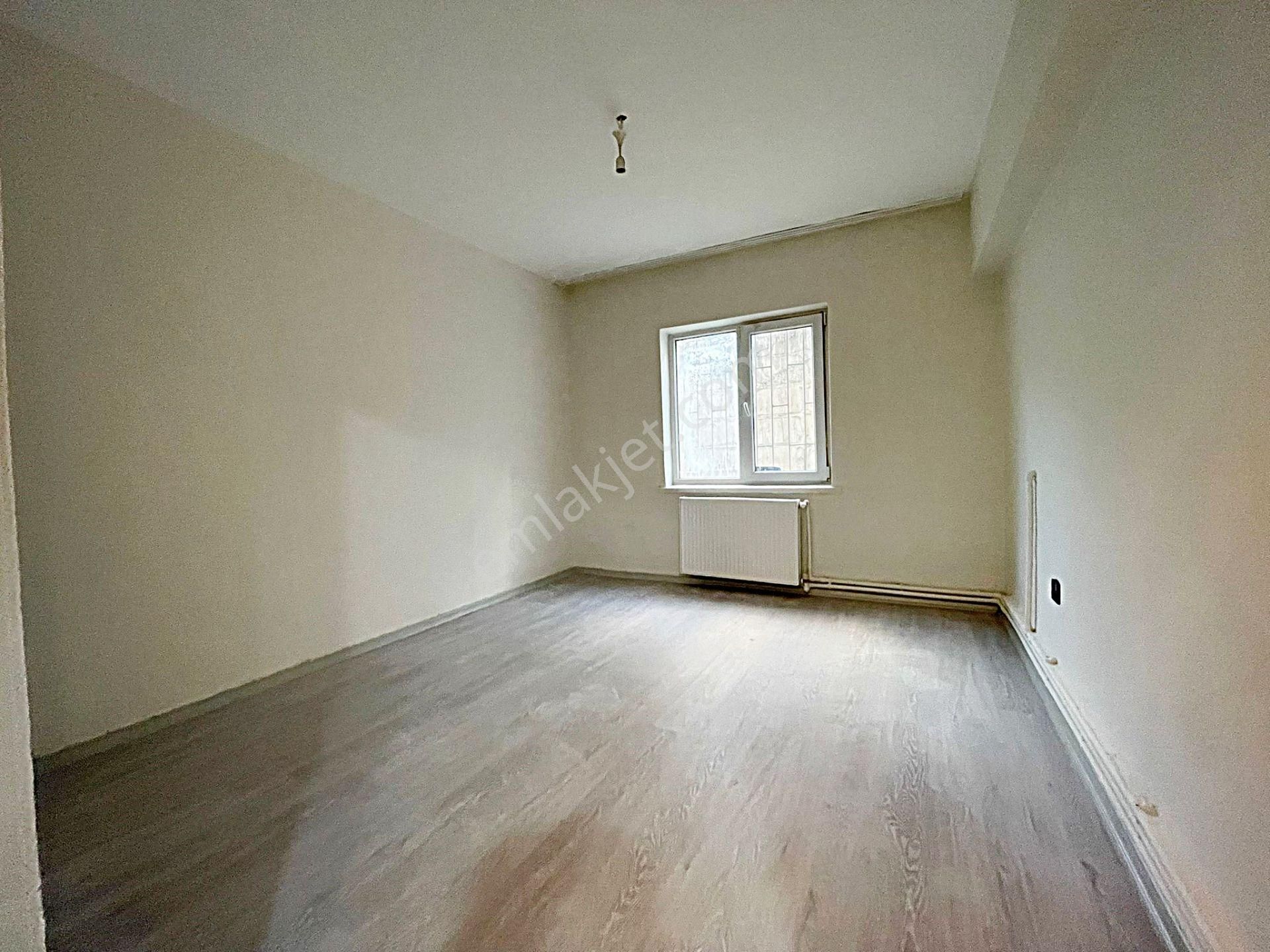 Ankara Keçiören İncirlide Zemin Katta Full Yapılı Daire Acil Satılık - Görsel 11