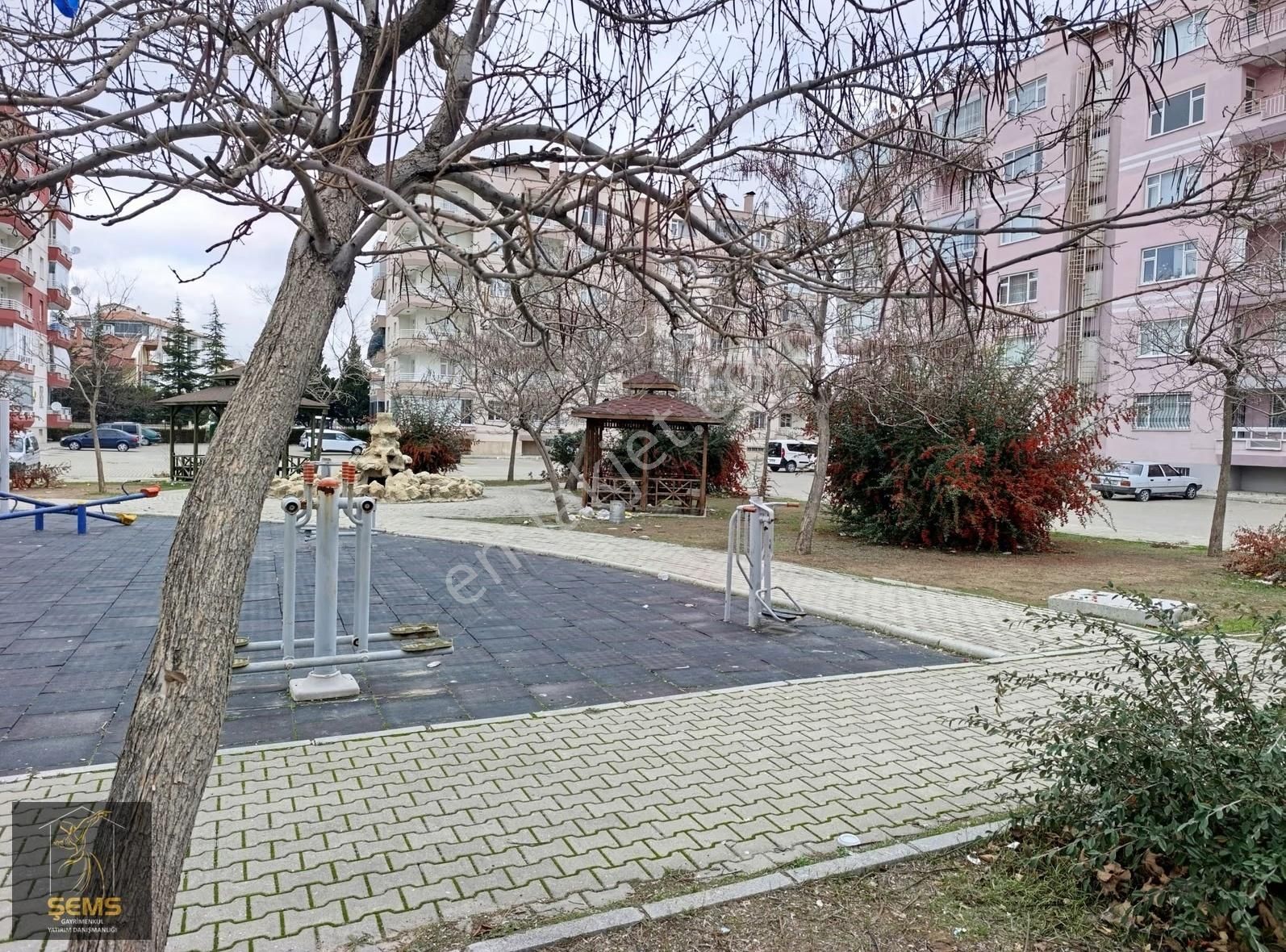 Eminevim Ve Banka Kredisine Uygun Bakımlı Arakat 3+1 - Görsel 9