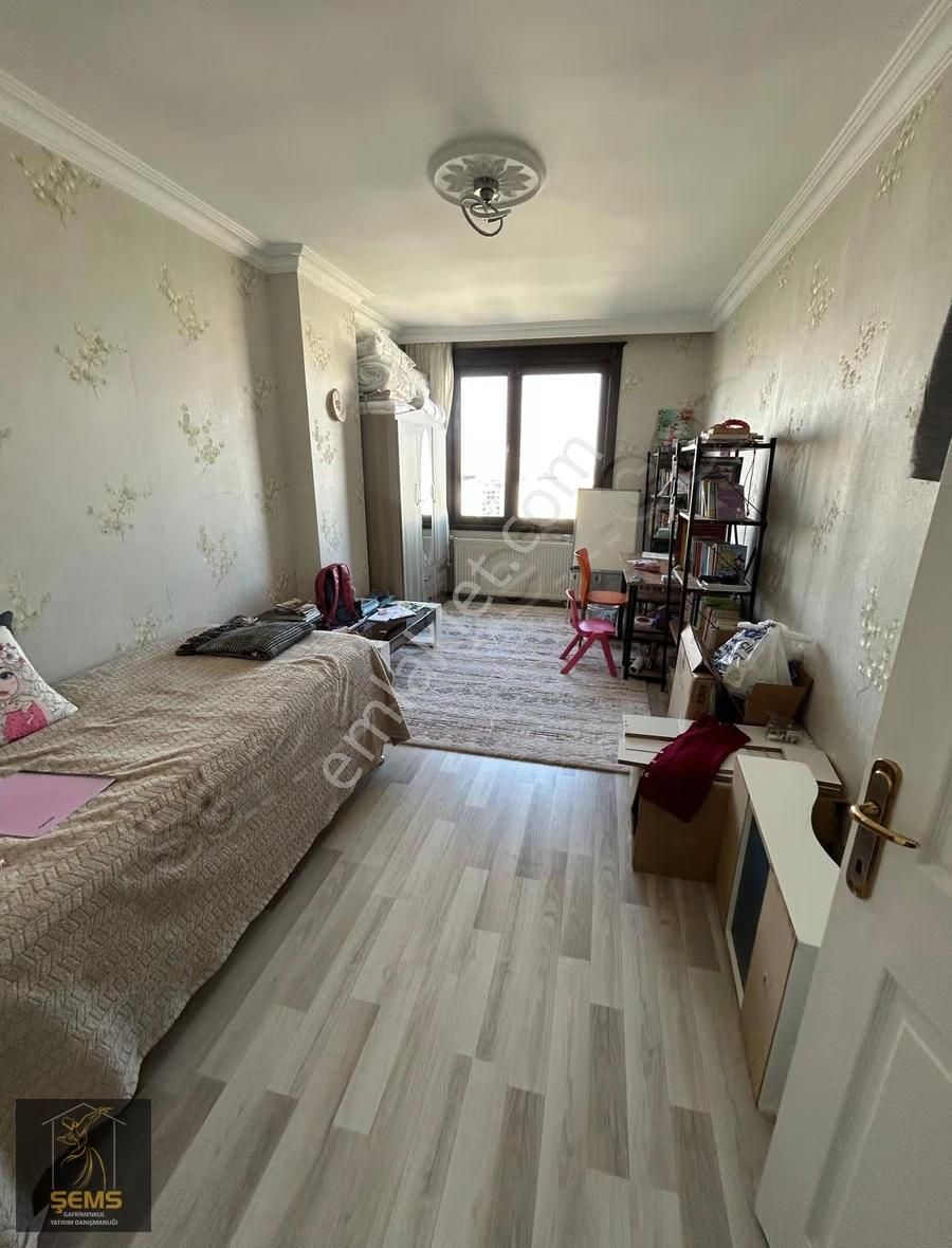 Eminevime Uygun Jandarma Karşısı Kapalı Otoparklı Fetih Cad Üze - Görsel 21