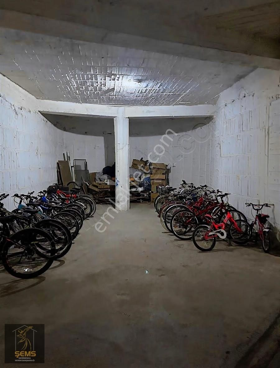 Eminevime Uygun Jandarma Karşısı Kapalı Otoparklı Fetih Cad Üze - Görsel 11