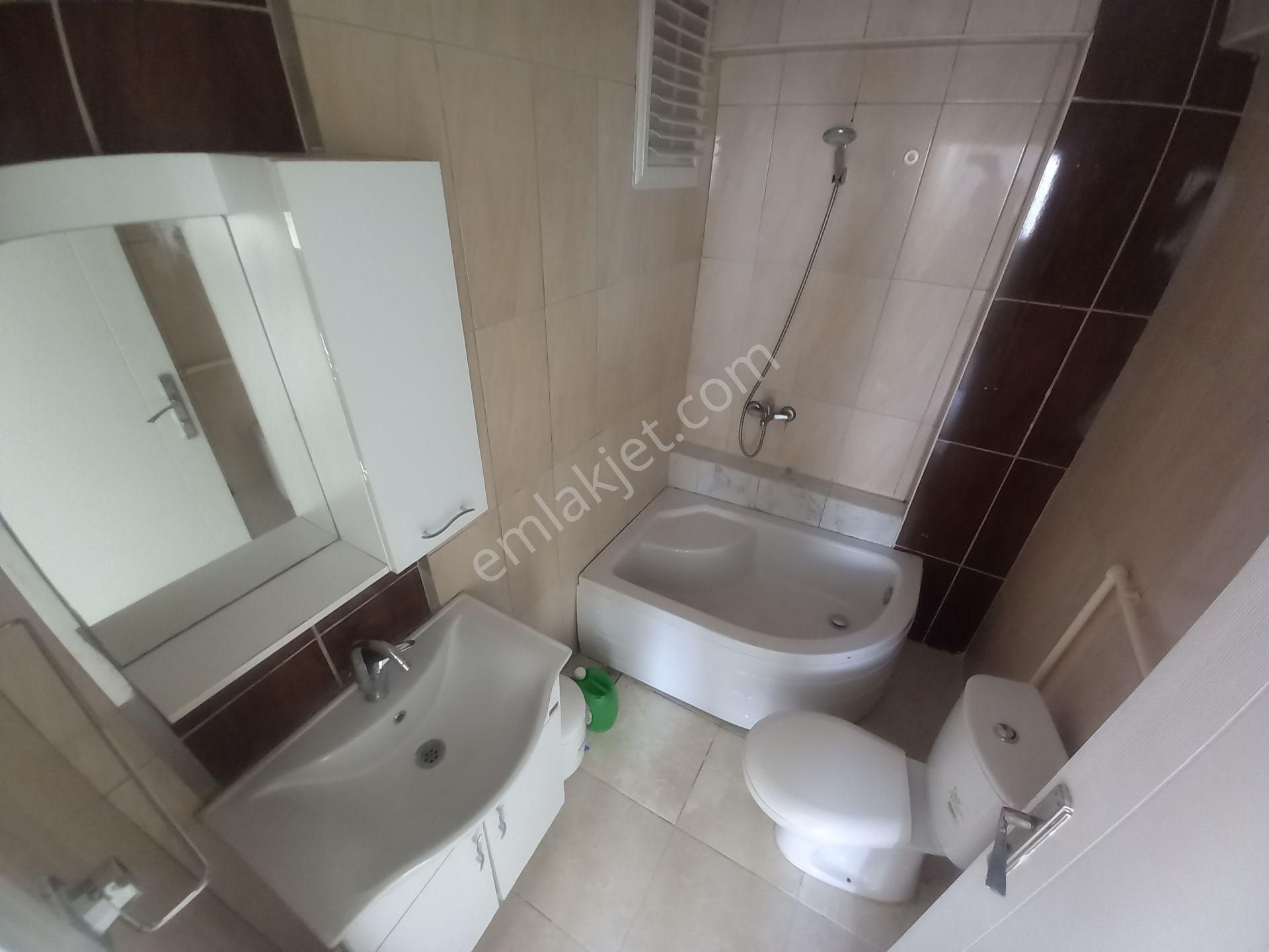 Sincan Mareşal Çakmak Mahallesinde Ara Katta Bağımsız 3+1 Daire - Görsel 18