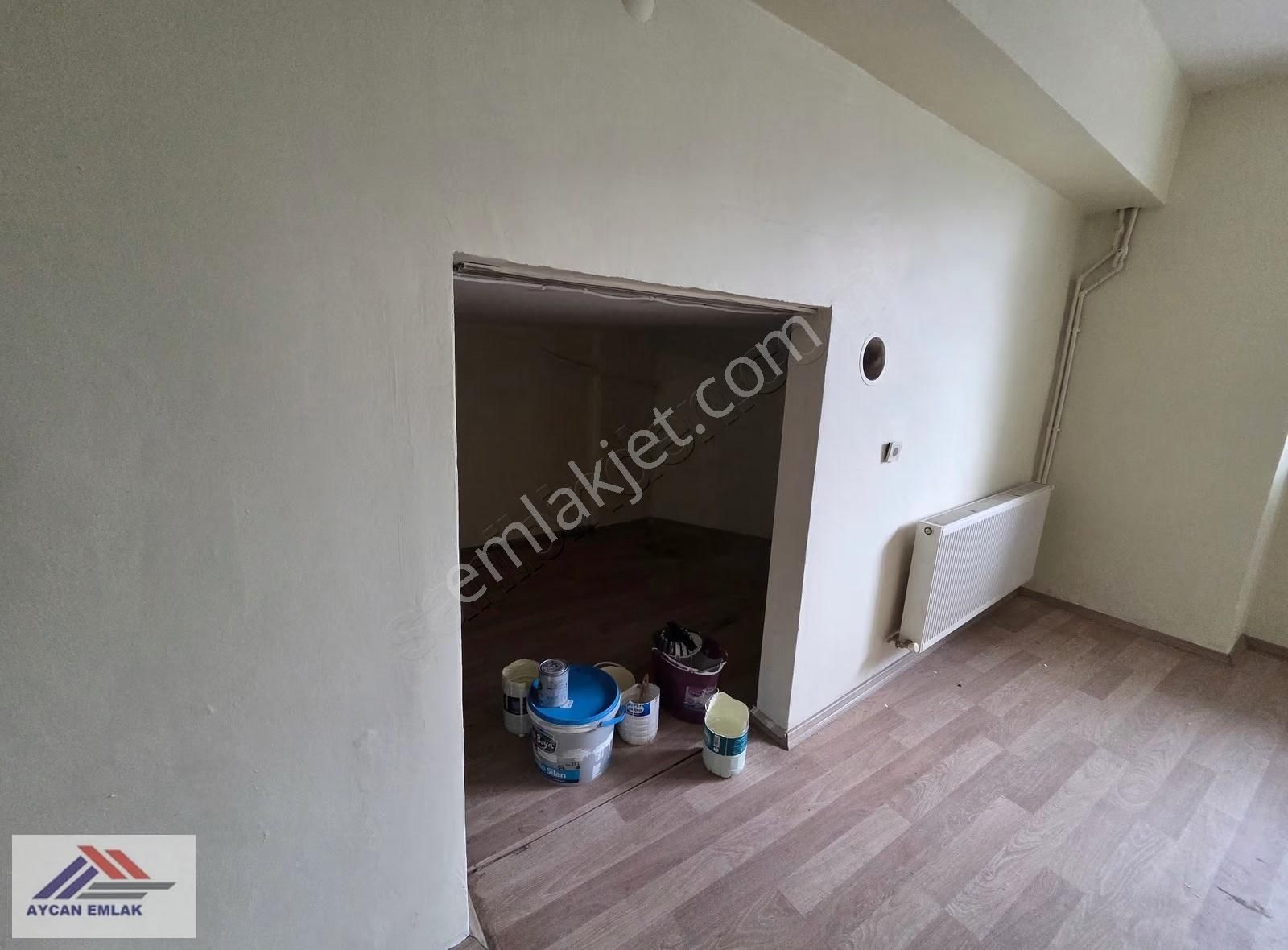 Aycan,dan Maşuklar Yokuşu Üzerinde Bahçeli 3+1 - Görsel 12