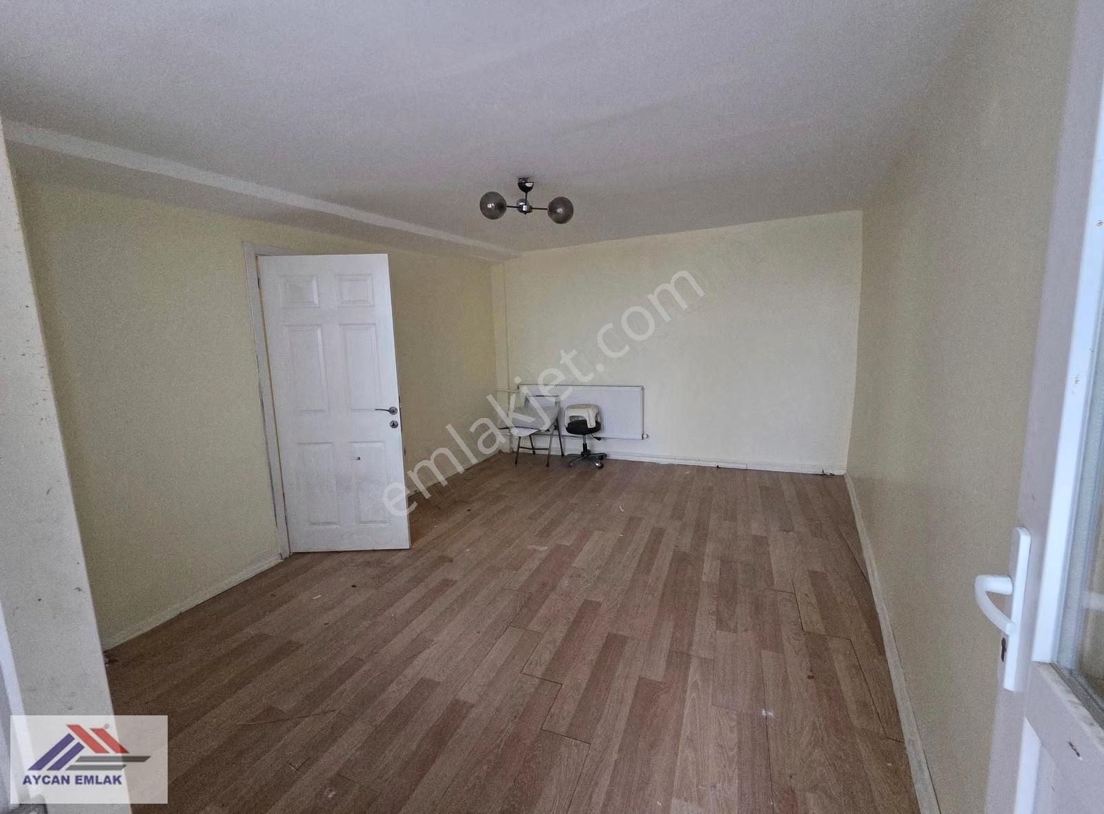 Aycan,dan Maşuklar Yokuşu Üzerinde Bahçeli 3+1 - Görsel 2