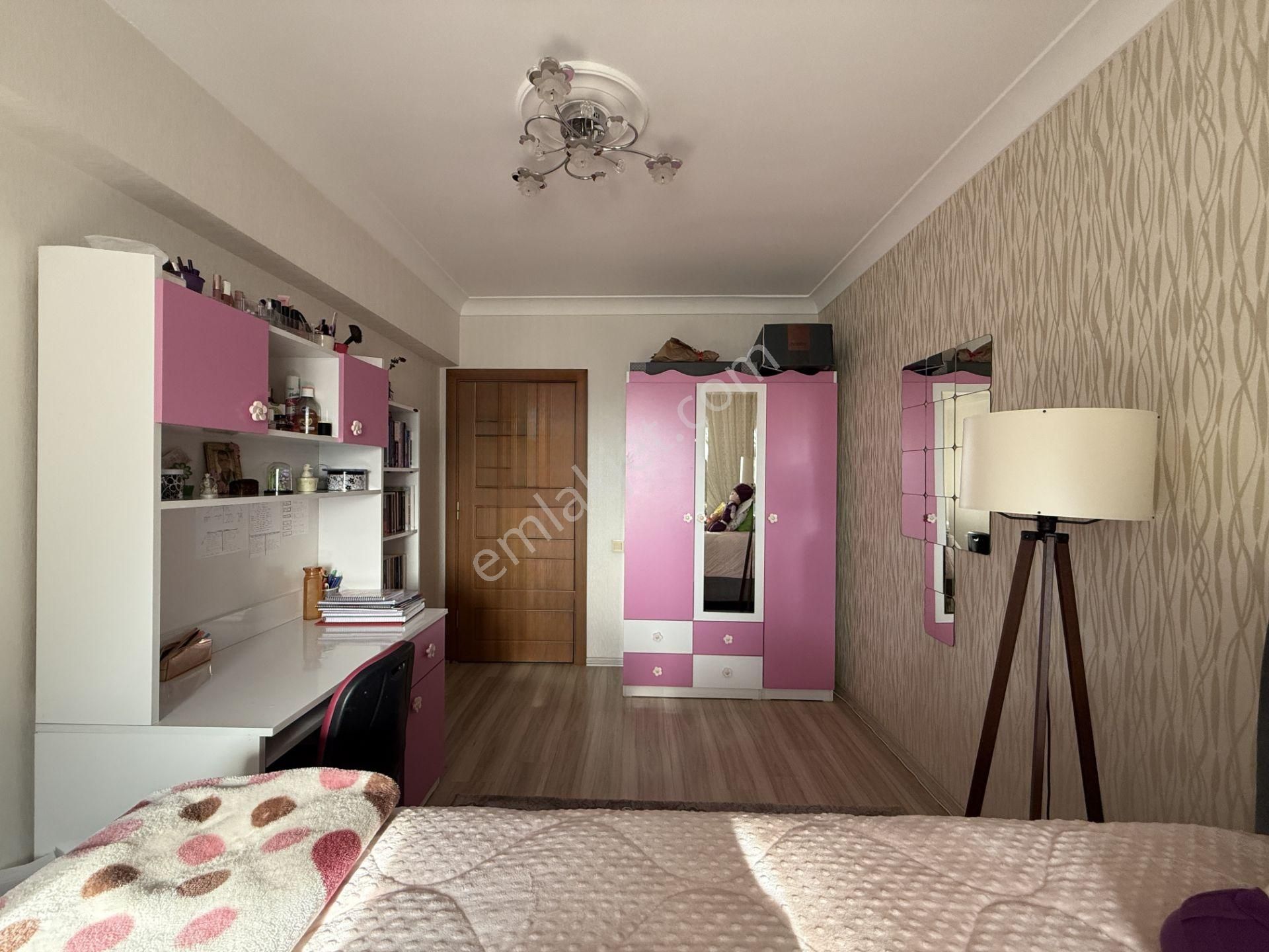 Kalecik Emlak'tan Merkez Mahallesin'de Manzaralı Sitede 4+1 Daire - Görsel 19