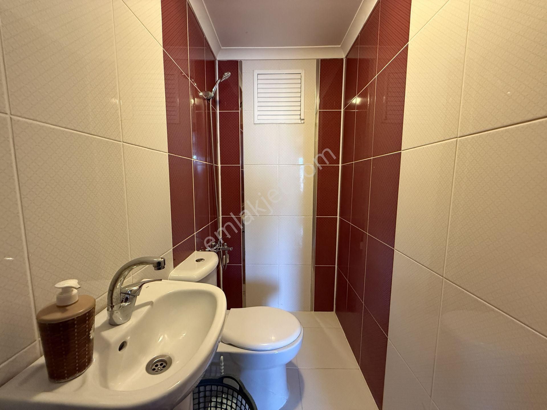 Kalecik Emlak'tan Merkez Mahallesin'de Manzaralı Sitede 4+1 Daire - Görsel 23