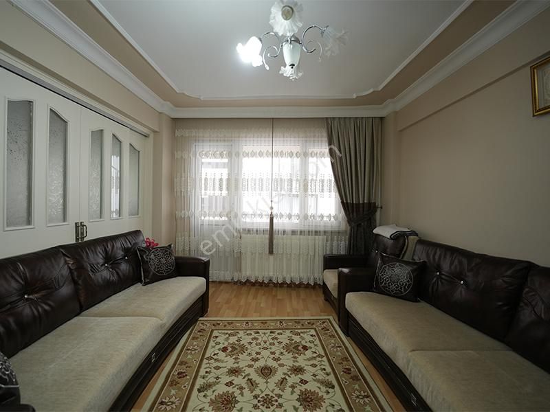 Cumartesi Pazarı Civarı Merkezi Konum Satılık 3+1 Ara Kat Daire - Görsel 21