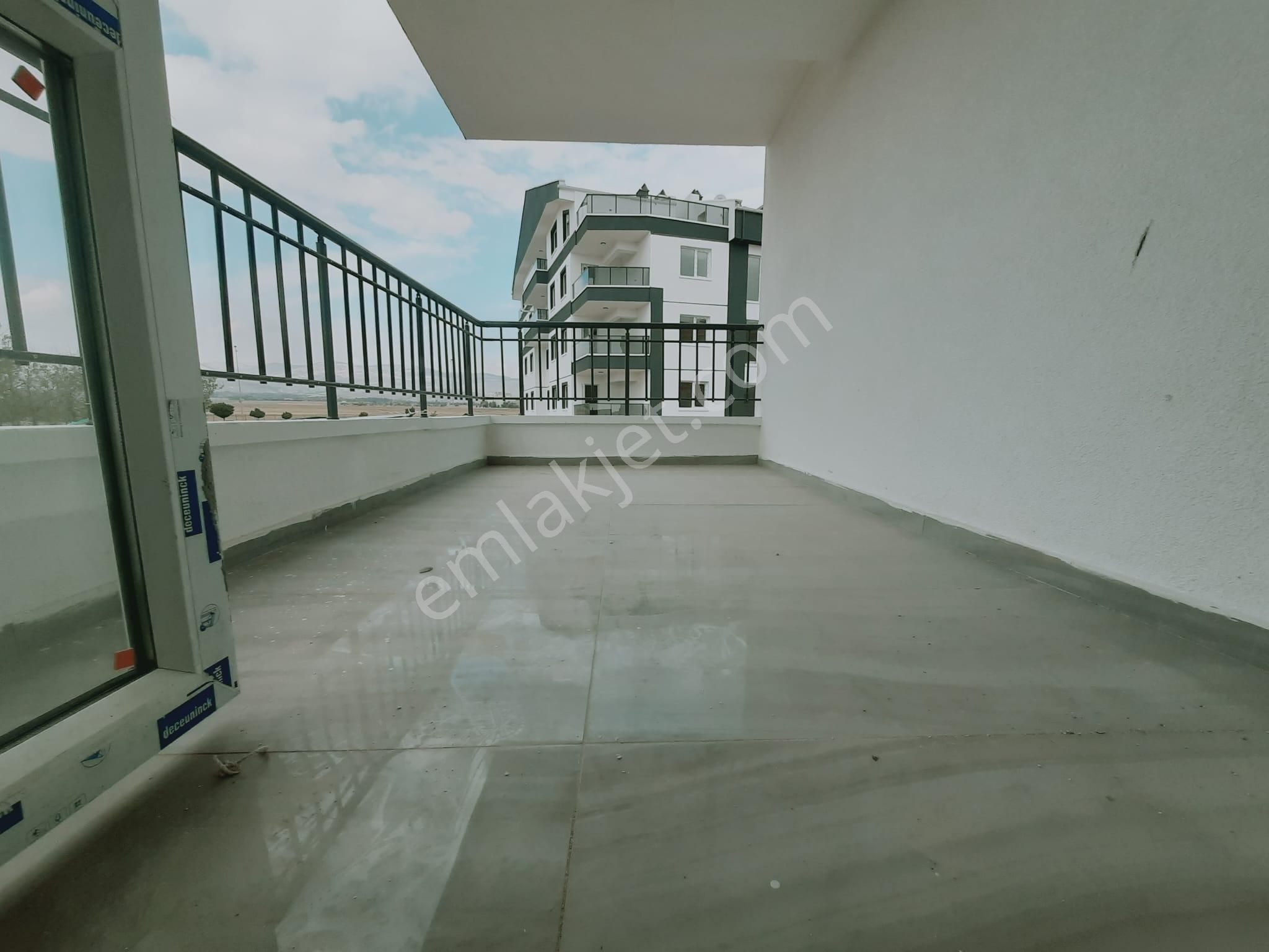 Demiröz'den Fevzi Çakmakta Katta Sıfır 3+1 Geniş Daire - Görsel 32