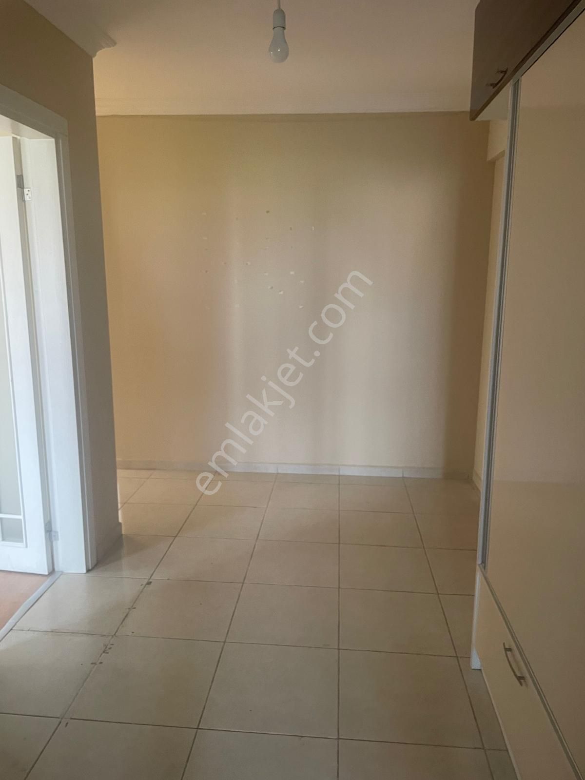 Altınşehir'de Metro Yakınında Arakat Kiralık 3+1 - Görsel 8