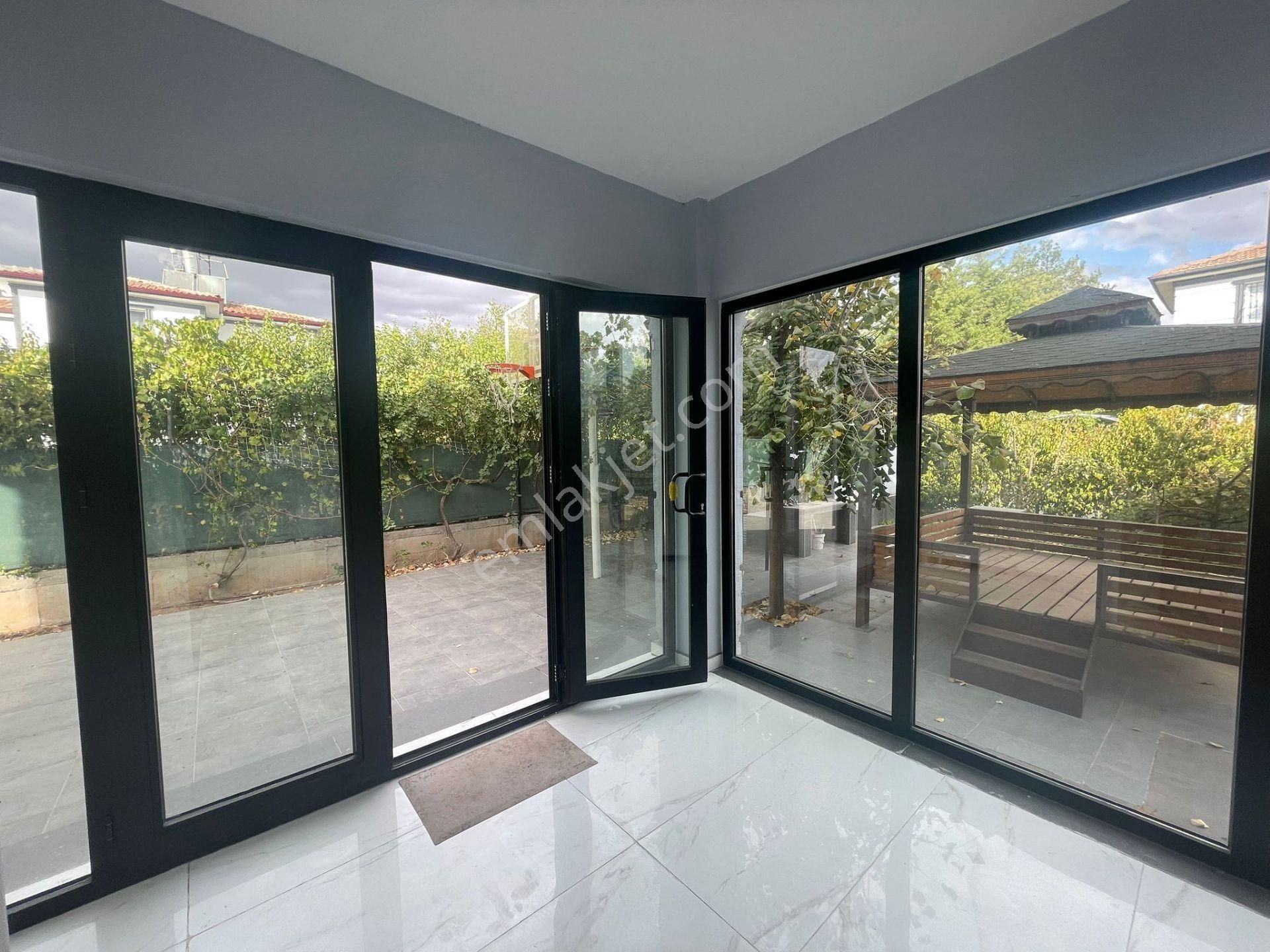 Silvan Yolu Üzeri Bahçeşehir Sitesinde Kiralık Dubleks Villa - Görsel 11