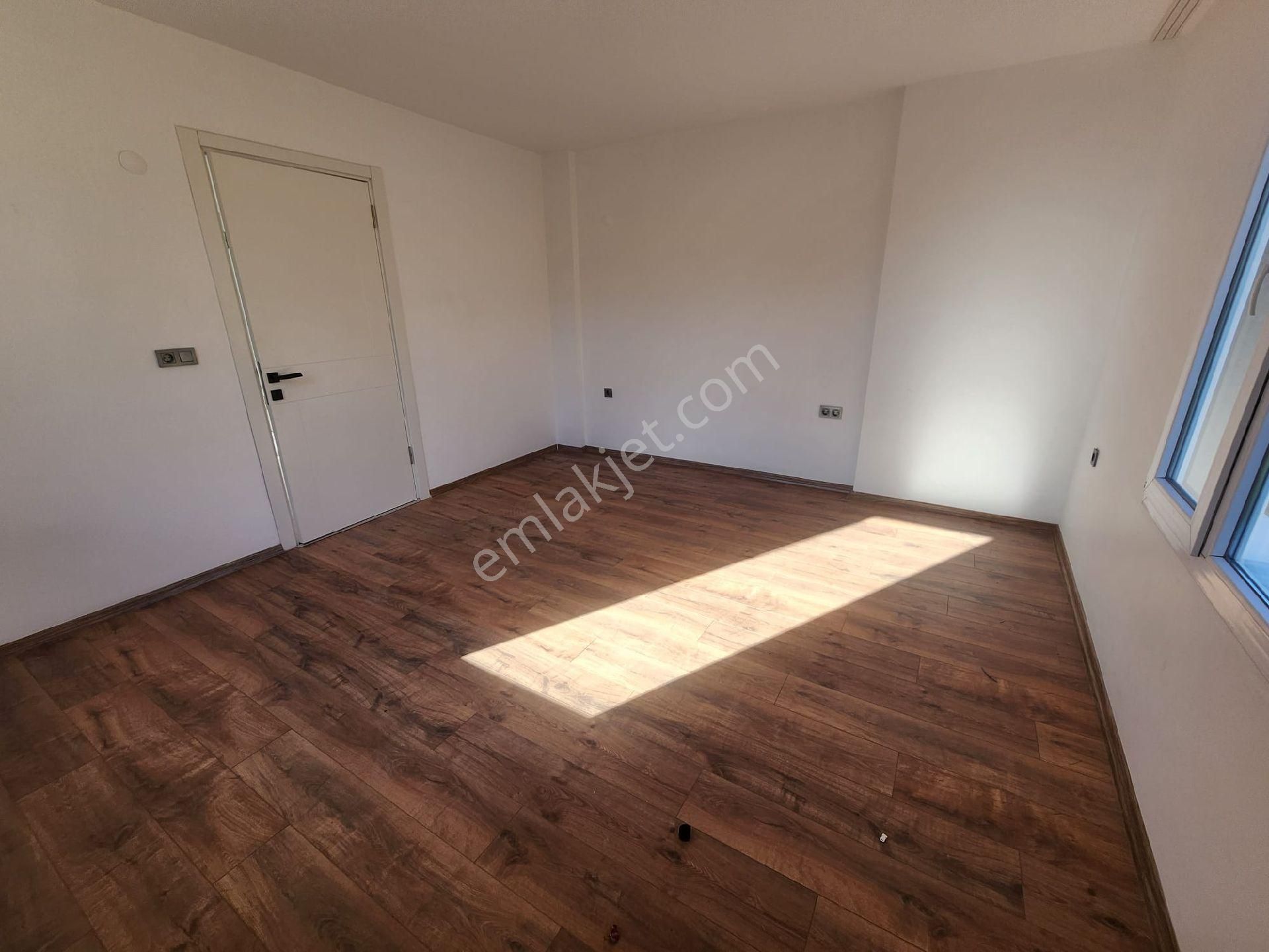 Kuşadası Soğucakta Fulk Manzaralı Özel Havuzlu 5+2 Villa - Görsel 22