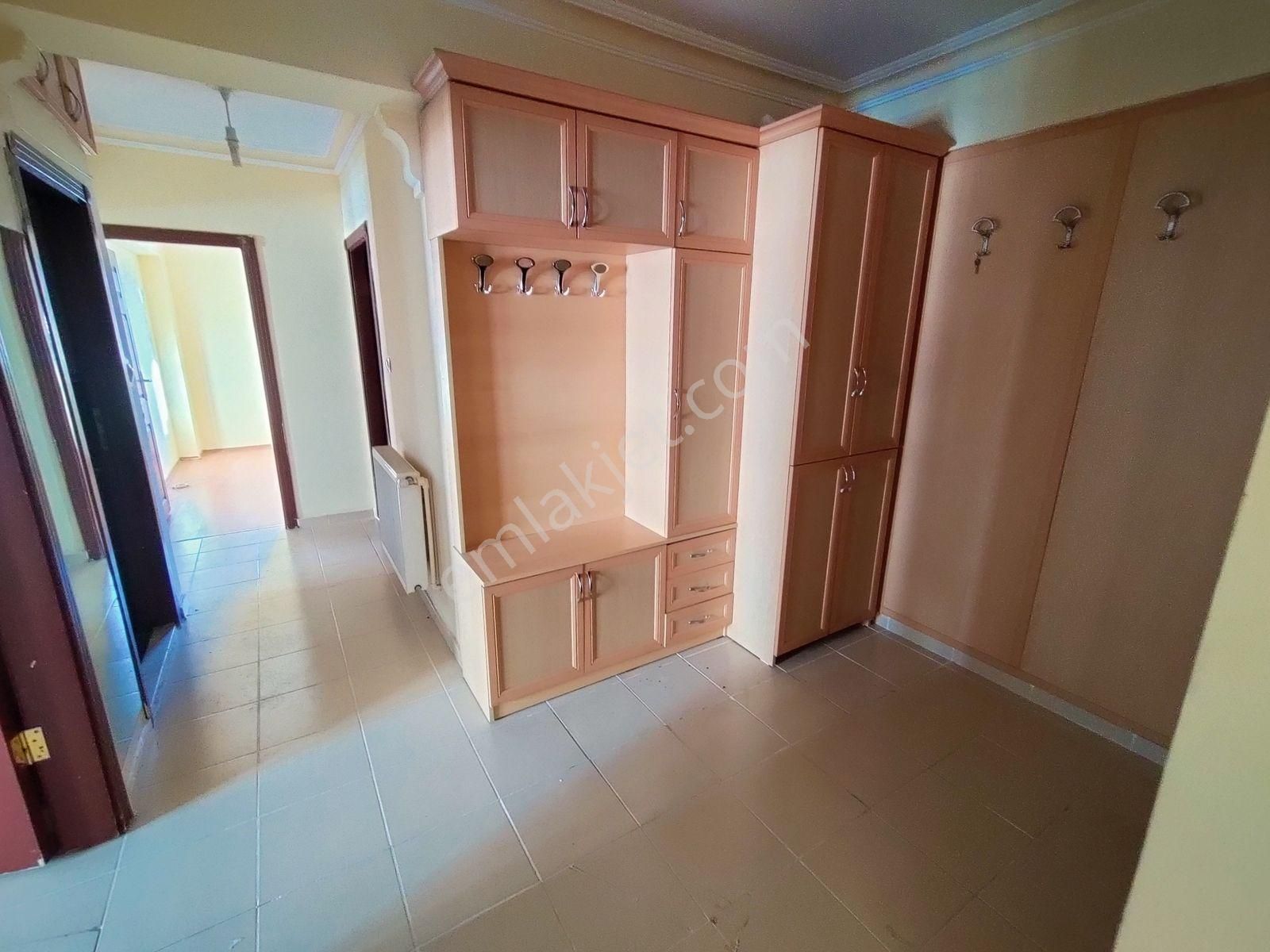 Etlik'de Asansörlü 3+1 Önü Açık Manzaralı Kiralık Daire - Görsel 18