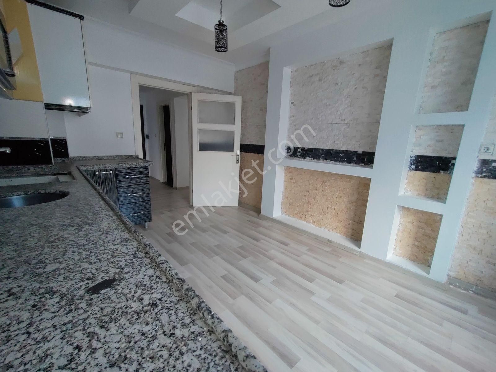 Feridun Çelik'de Full Yapılı Ebevyn Banyolu Geniş Kiralık Daire - Görsel 6