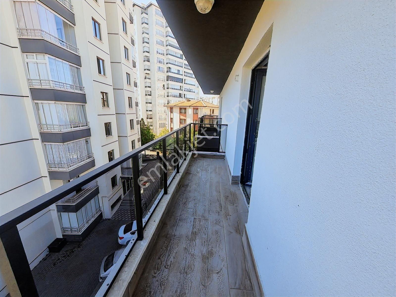 Güventepe'de Sıfır 2,5+1 Ön Cephe Dubleks Teraslı Satılık Daire - Görsel 3