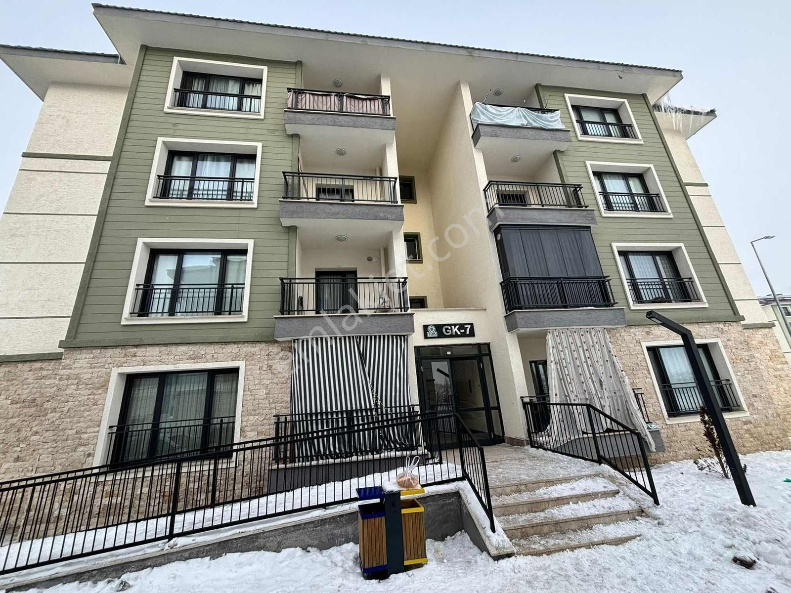 Remax Dem'den Buğdaylı Toki Konutlarında Kiralık 2+1 Daire